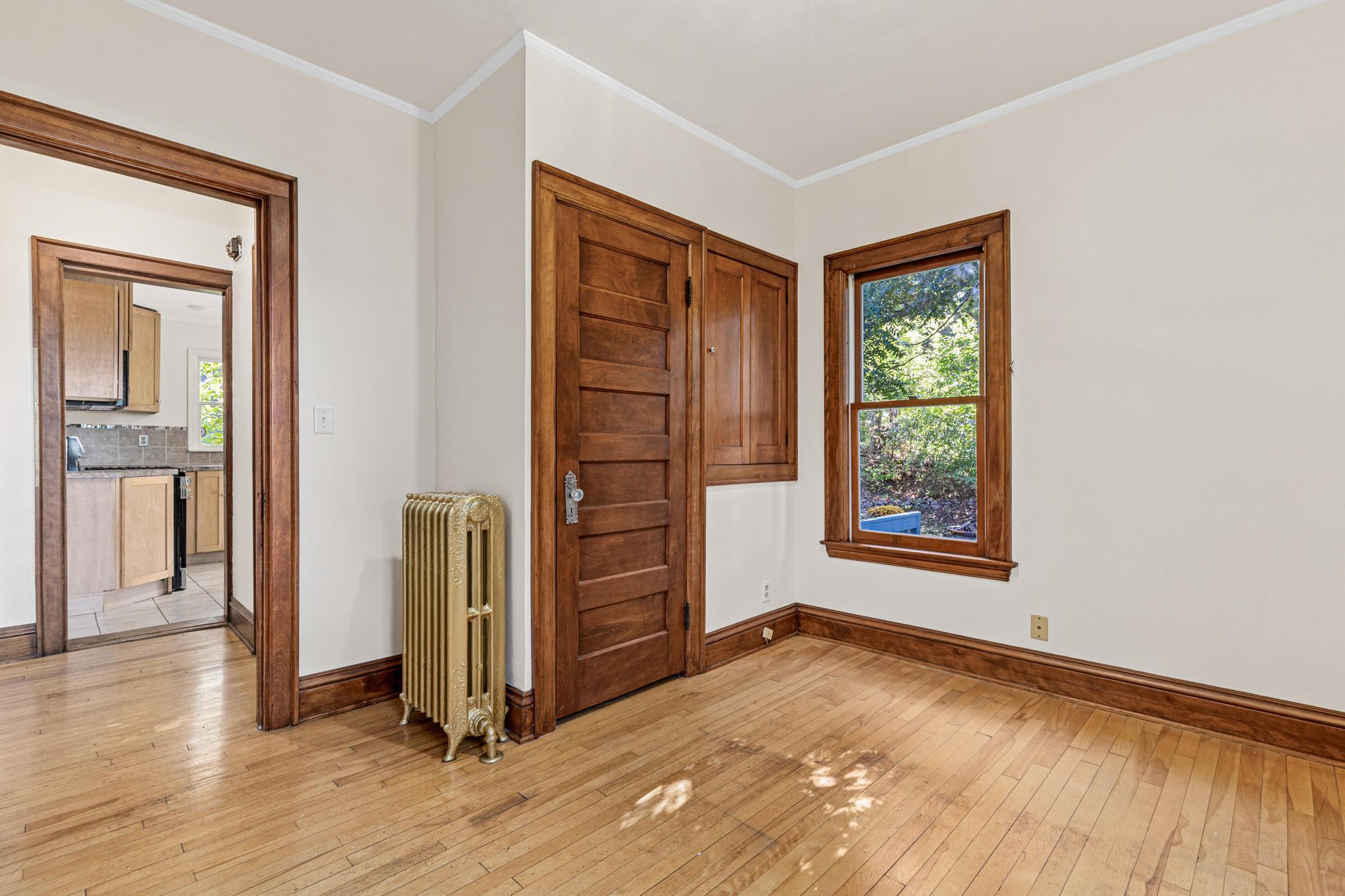 View of Residential at 2150 Knapp Street, Saint Paul MN 55108, Saint Paul (16 of 37) - Mike Wilen | Minnesota Team Real Estate
