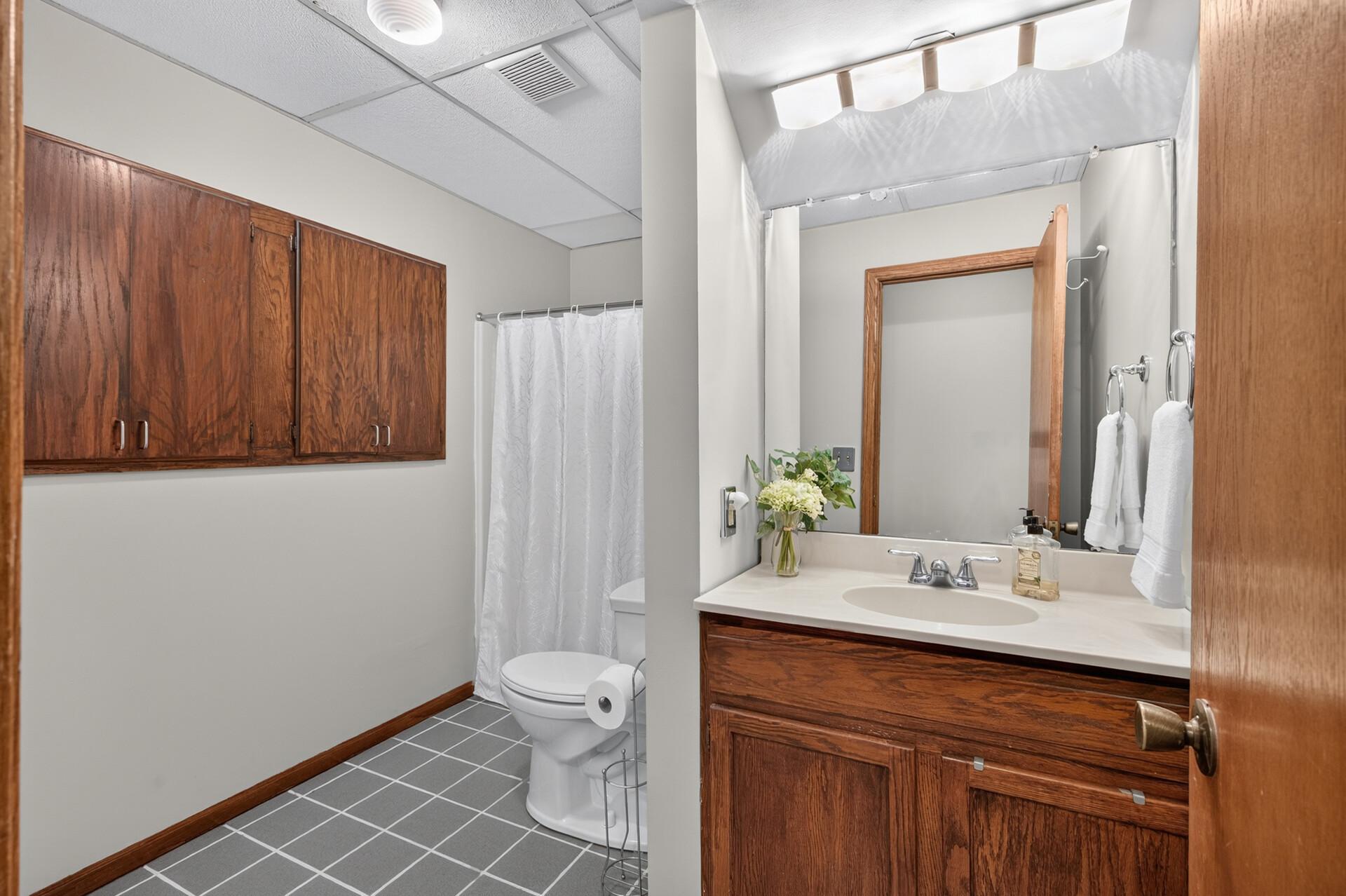 View of Residential at 5773 Ridge Creek Road, Shoreview MN 55126, Shoreview (33 of 46) - Mike Wilen | Minnesota Team Real Estate