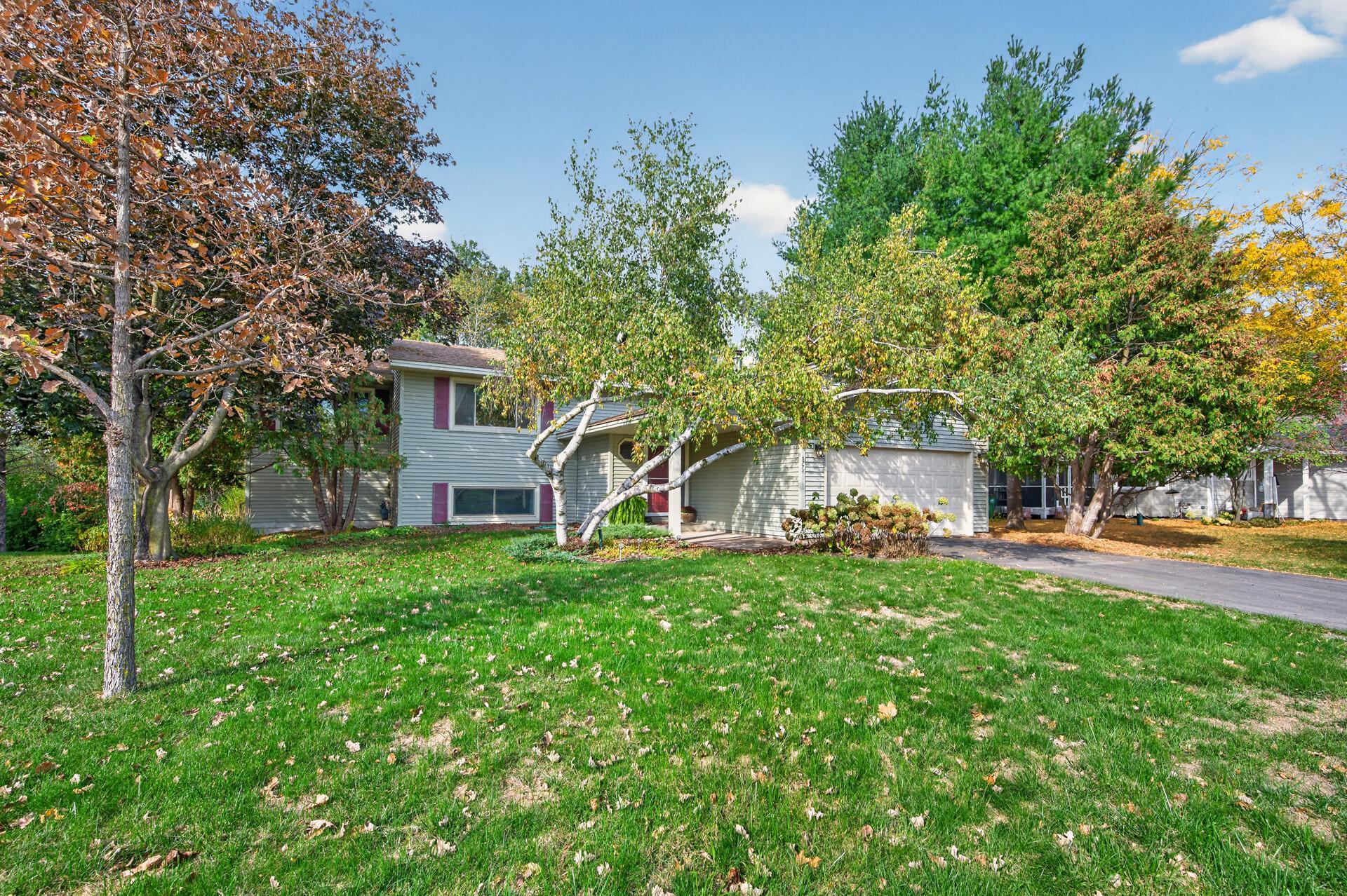 View of Single Family at 5773 Ridge Creek Road, Shoreview - Mike Wilen | Minnesota Team Real Estate