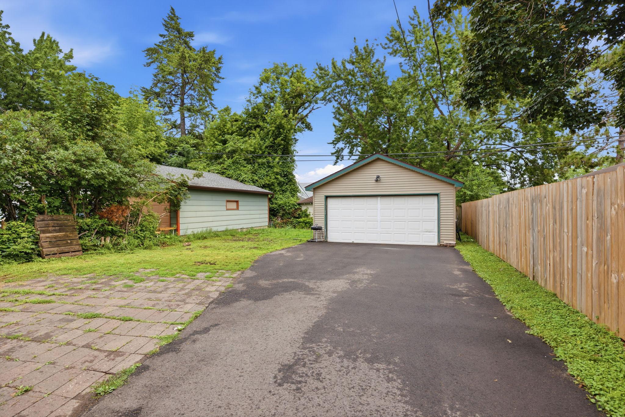 View of Residential at 1002 Matilda Street, Saint Paul MN 55117, Saint Paul (17 of 17) - Mike Wilen | Minnesota Team Real Estate