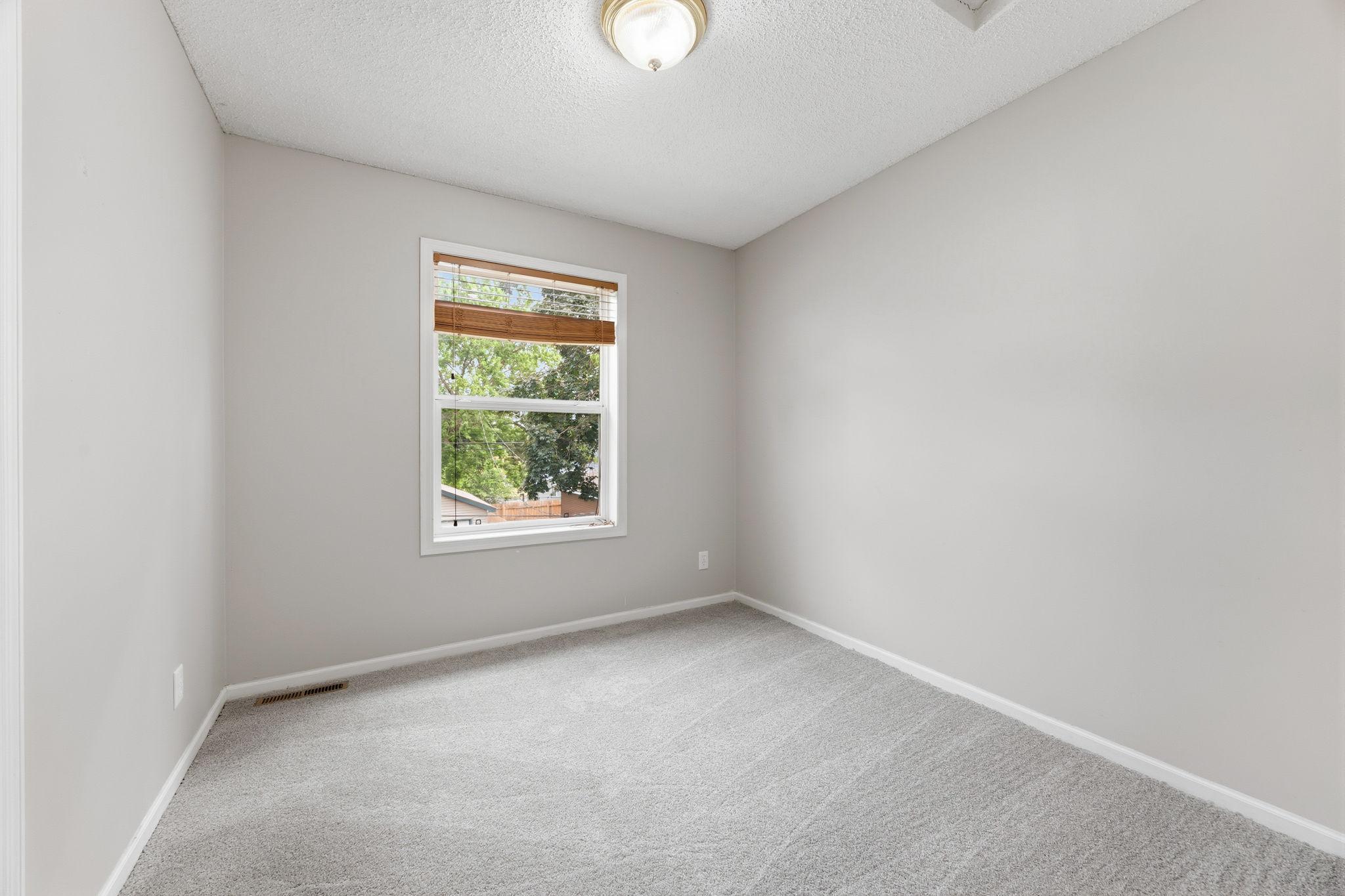 View of Residential at 1002 Matilda Street, Saint Paul MN 55117, Saint Paul (8 of 17) - Mike Wilen | Minnesota Team Real Estate