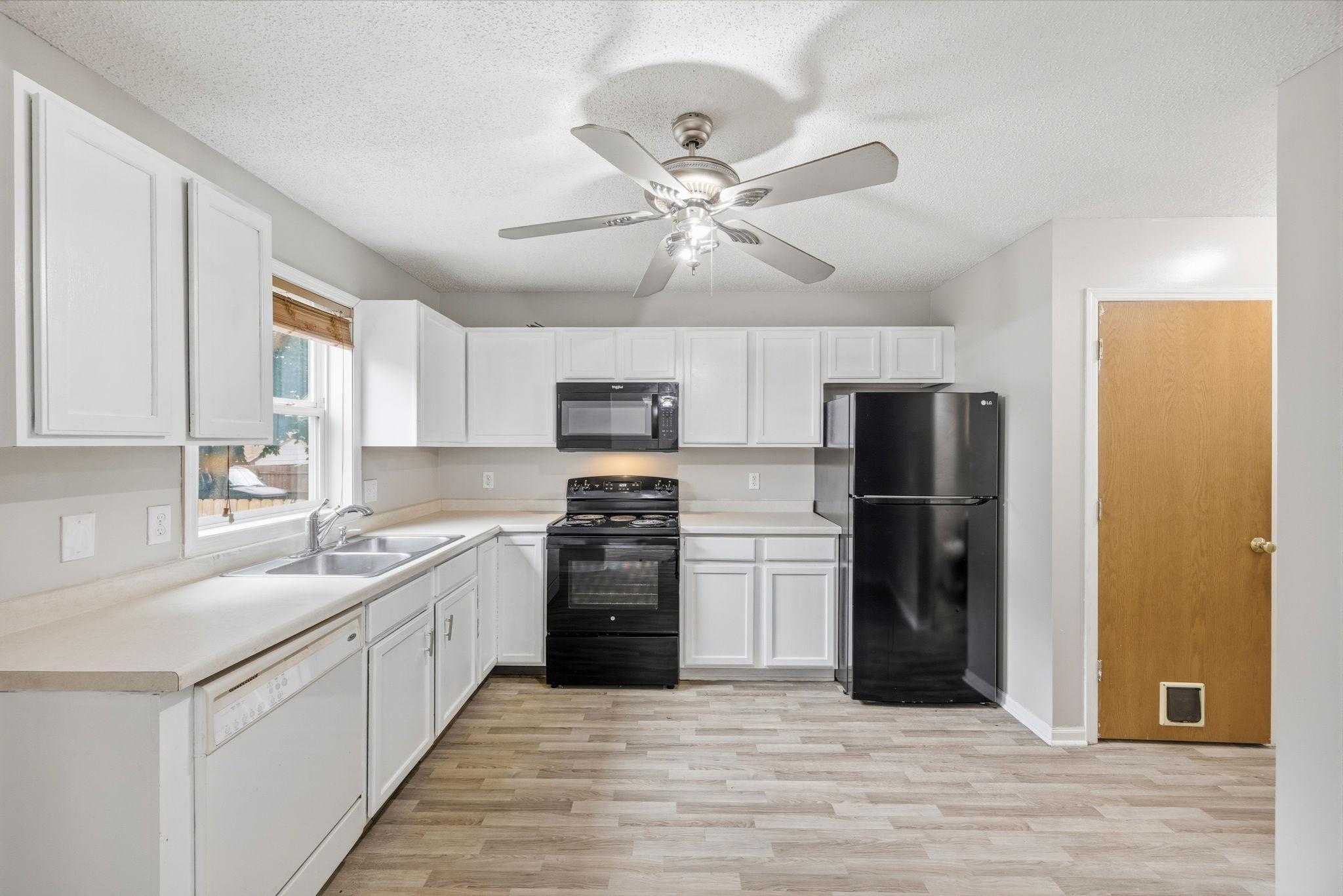 View of Residential at 1002 Matilda Street, Saint Paul MN 55117, Saint Paul (4 of 17) - Mike Wilen | Minnesota Team Real Estate