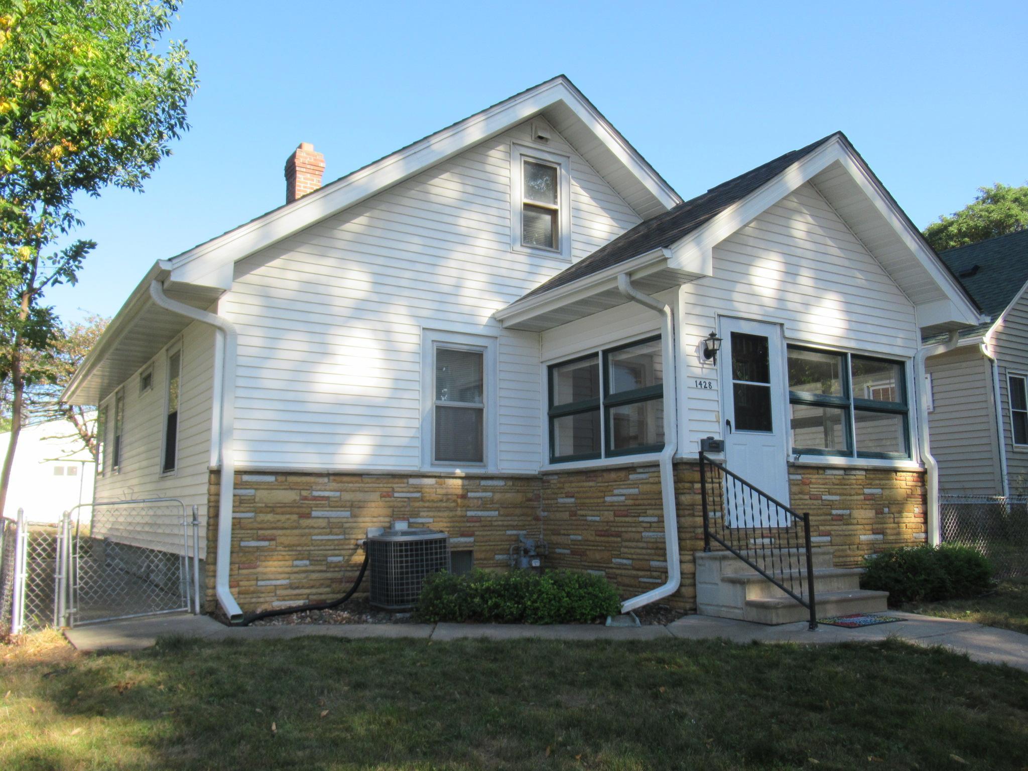 View of Residential at 1428 Hazel Street, Saint Paul MN 55119, Saint Paul (3 of 28) - Mike Wilen | Minnesota Team Real Estate