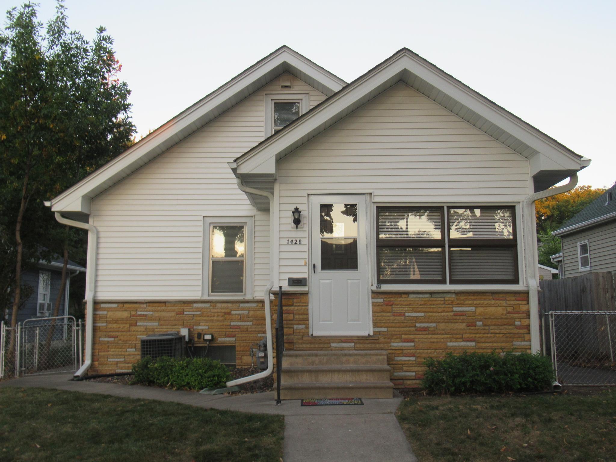 View of Single Family at 1428 Hazel Street, Saint Paul - Mike Wilen | Minnesota Team Real Estate