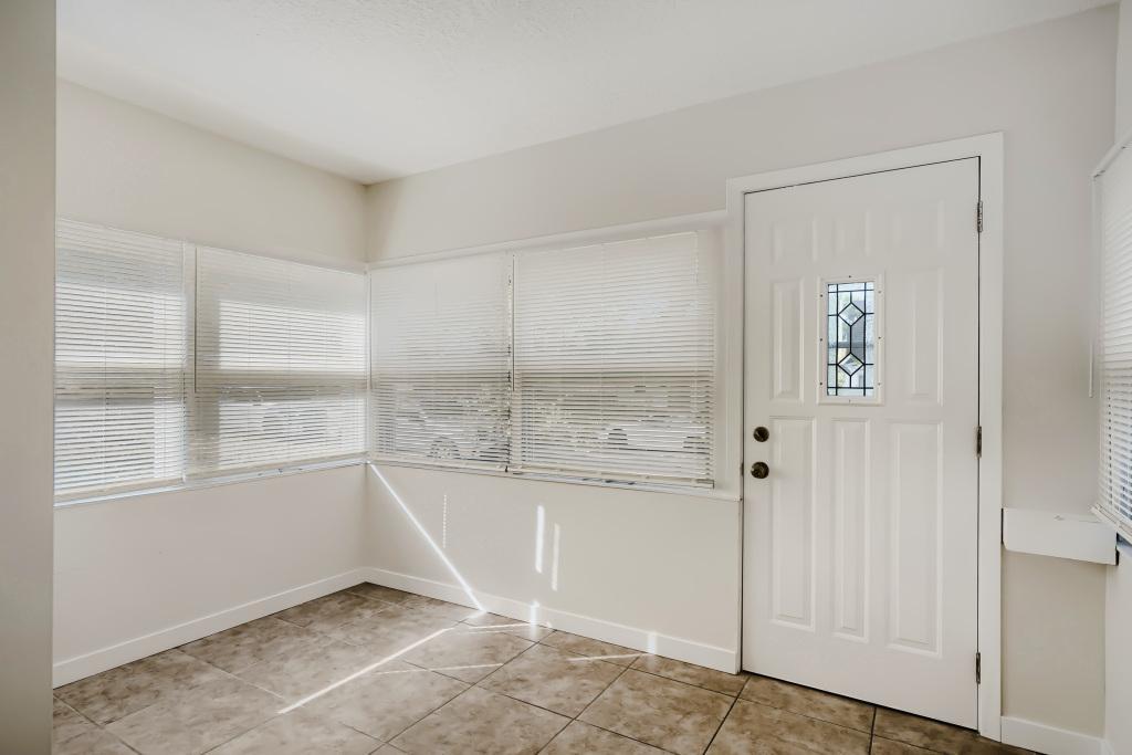 View of Residential at 1428 Hazel Street, Saint Paul MN 55119, Saint Paul (8 of 24) - Mike Wilen | Minnesota Team Real Estate