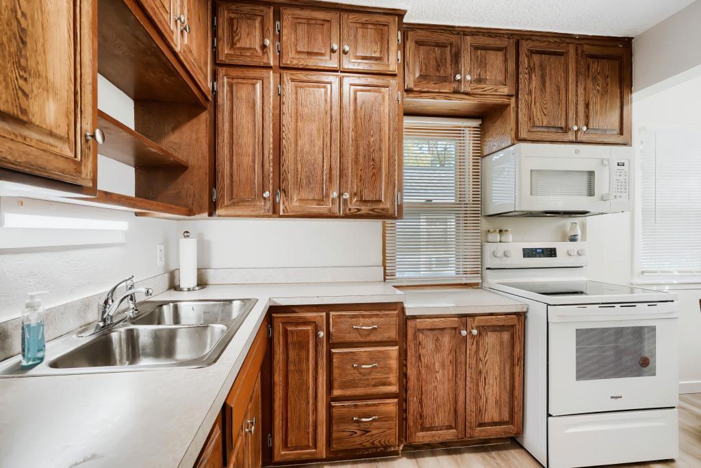 View of Residential at 1428 Hazel Street, Saint Paul MN 55119, Saint Paul (14 of 24) - Mike Wilen | Minnesota Team Real Estate