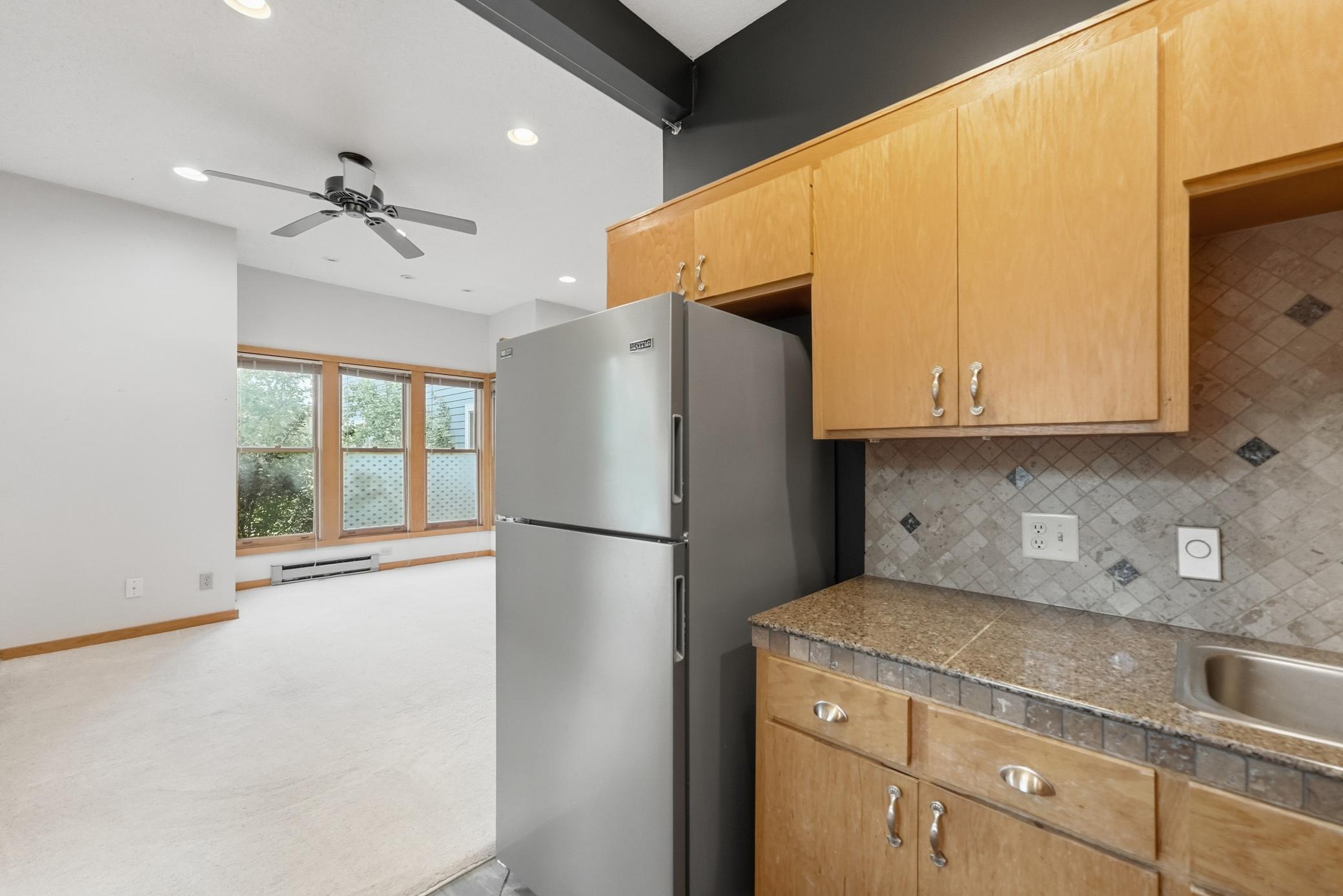 View of Residential at 307 Walnut Street #3, Saint Paul MN 55102, Saint Paul (6 of 16) - Mike Wilen | Minnesota Team Real Estate
