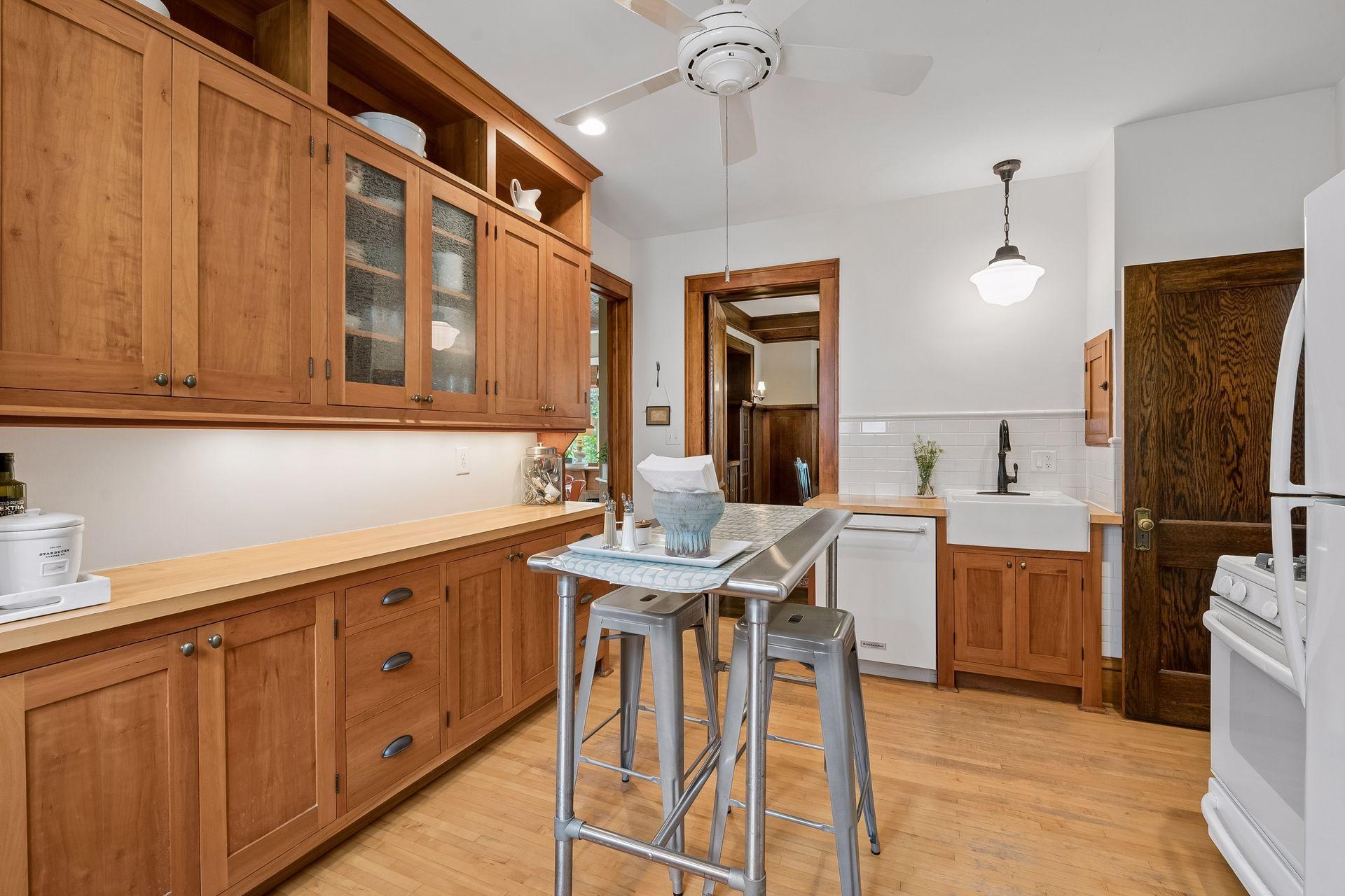 View of Residential at 3223 Blaisdell Avenue, Minneapolis MN 55408, Minneapolis (17 of 50) - Mike Wilen | Minnesota Team Real Estate