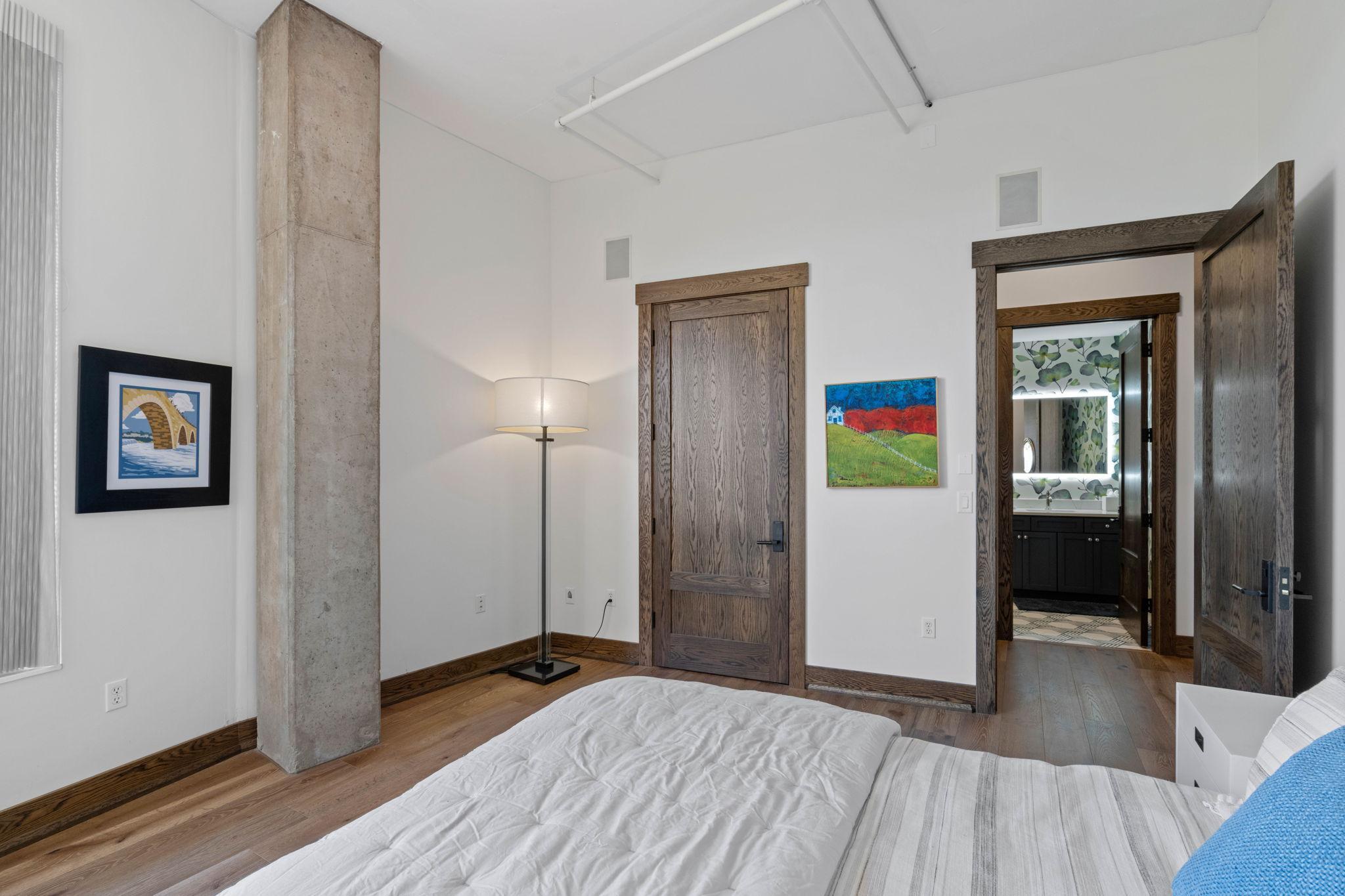 View of Residential at 100 2nd Street #A560, Minneapolis MN 55413, Minneapolis (33 of 47) - Mike Wilen | Minnesota Team Real Estate