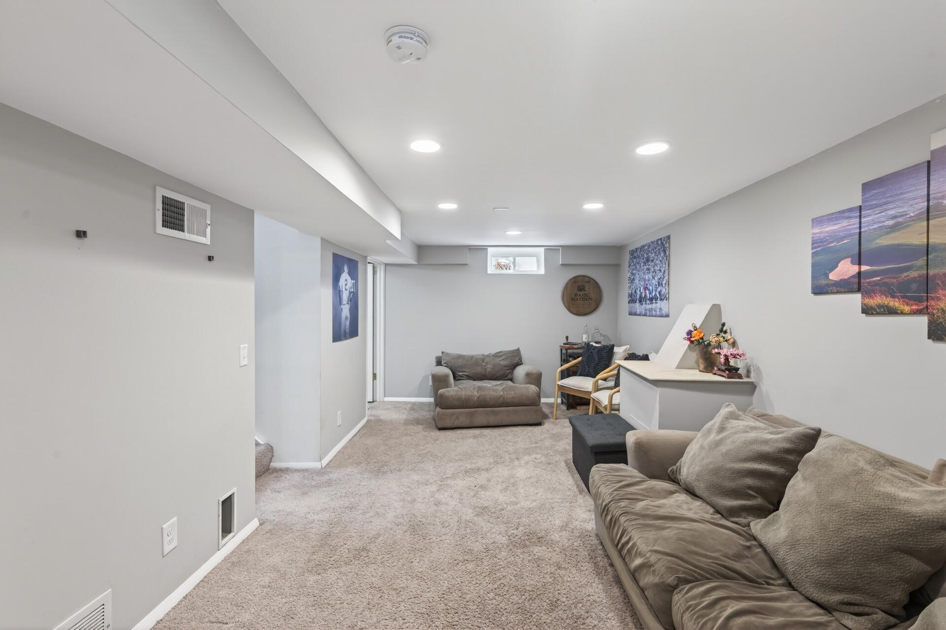 View of Residential at 3341 Aquila Avenue, Saint Louis Park MN 55426, Saint Louis Park (19 of 33) - Mike Wilen | Minnesota Team Real Estate