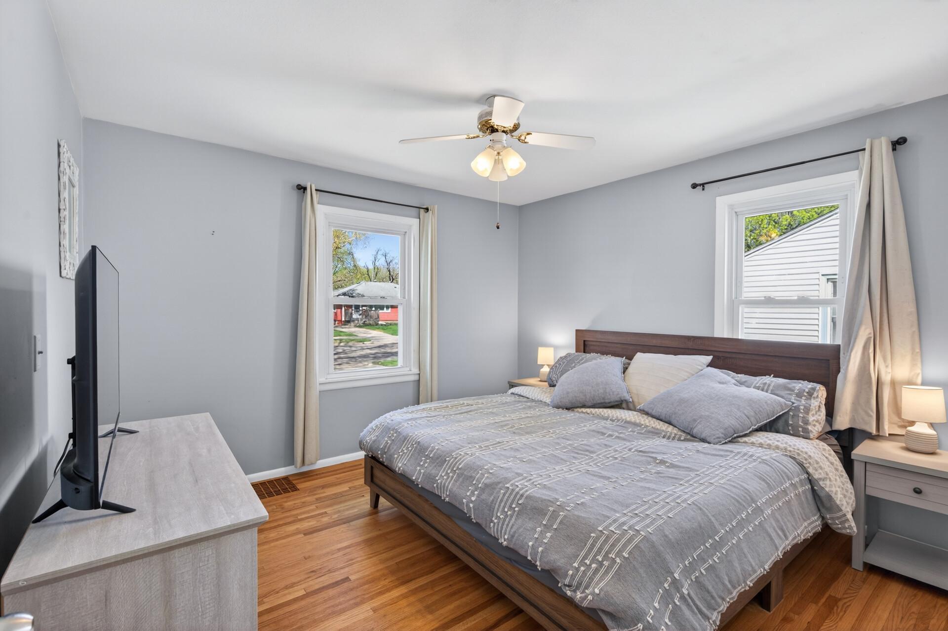 View of Residential at 3341 Aquila Avenue, Saint Louis Park MN 55426, Saint Louis Park (14 of 33) - Mike Wilen | Minnesota Team Real Estate