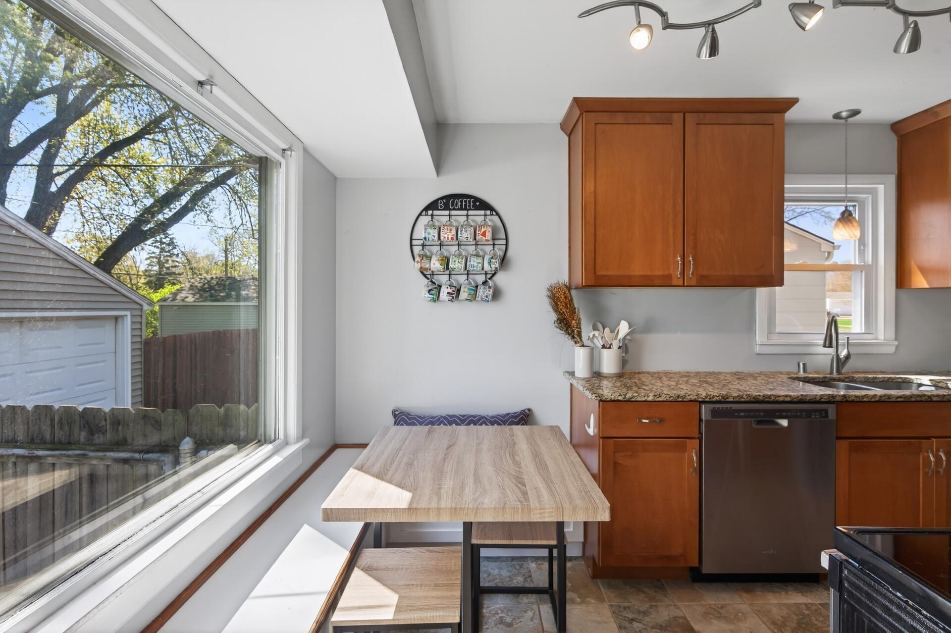 View of Residential at 3341 Aquila Avenue, Saint Louis Park MN 55426, Saint Louis Park (10 of 33) - Mike Wilen | Minnesota Team Real Estate