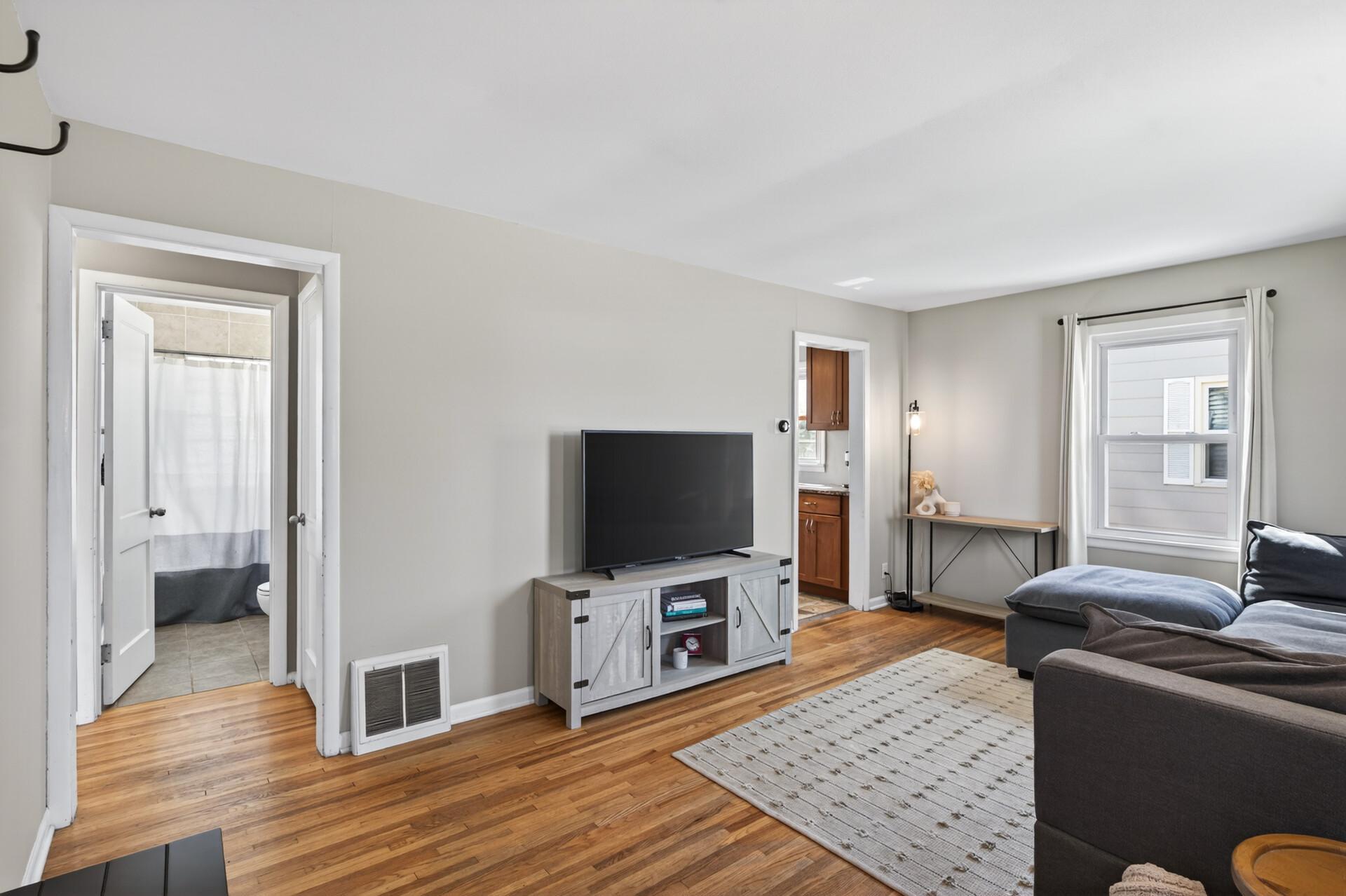 View of Residential at 3341 Aquila Avenue, Saint Louis Park MN 55426, Saint Louis Park (3 of 33) - Mike Wilen | Minnesota Team Real Estate