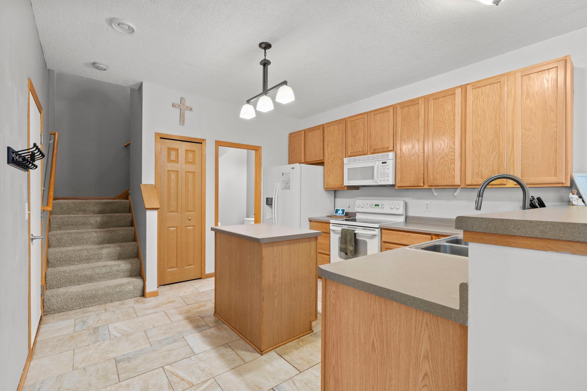 View of Residential at 624 Tamarack Trail, Farmington MN 55024, Farmington (10 of 26) - Mike Wilen | Minnesota Team Real Estate