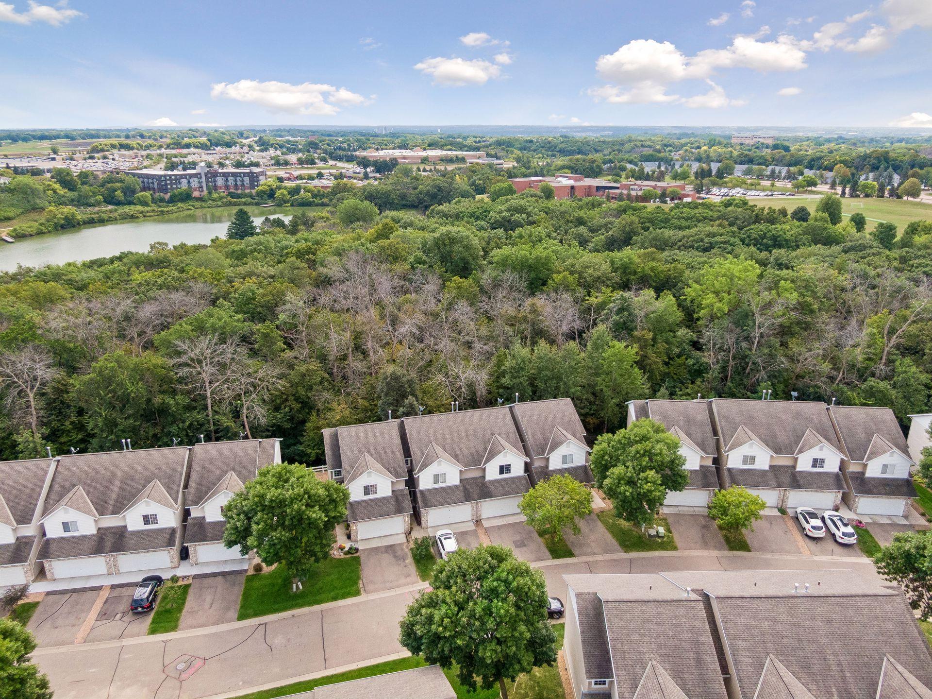 View of Residential at 441 Pleasant Lane, Chaska MN 55318, Chaska (48 of 75) - Mike Wilen | Minnesota Team Real Estate