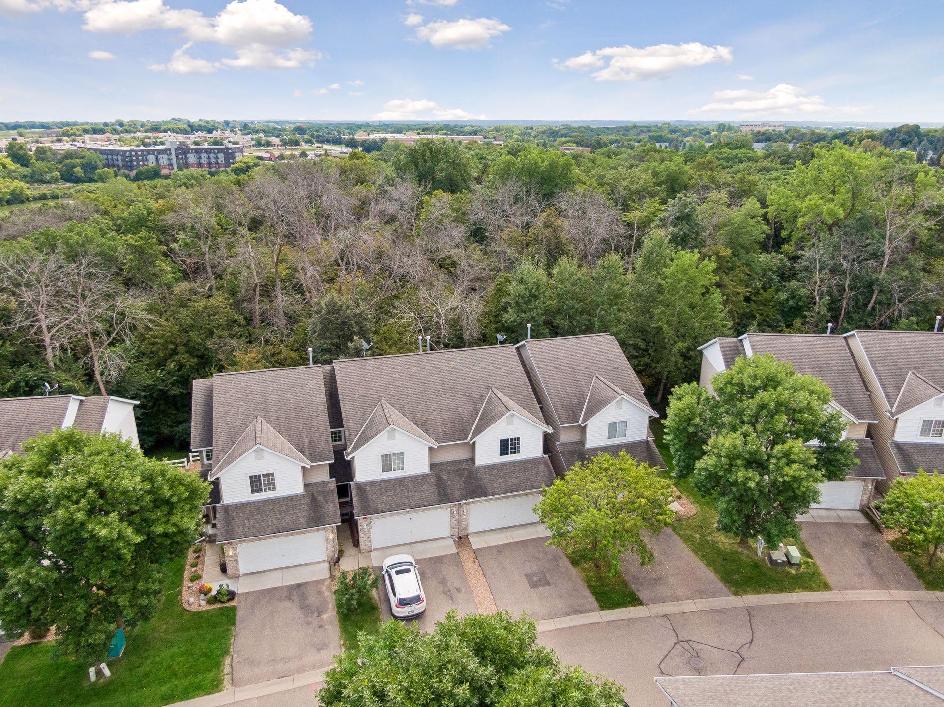 View of Residential at 441 Pleasant Lane, Chaska MN 55318, Chaska (47 of 75) - Mike Wilen | Minnesota Team Real Estate