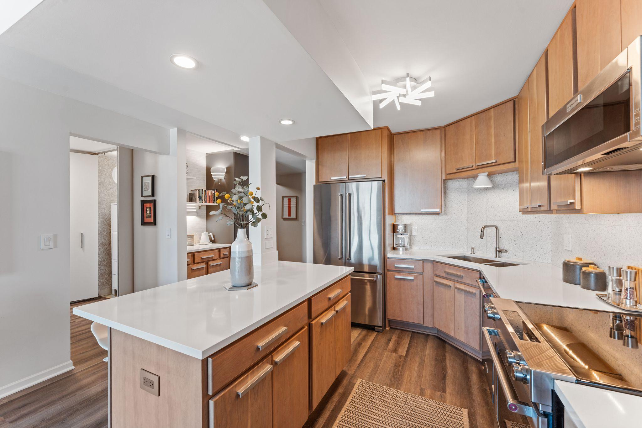 View of Residential at 401 1st Street #912, Minneapolis MN 55401, Minneapolis (12 of 62) - Mike Wilen | Minnesota Team Real Estate
