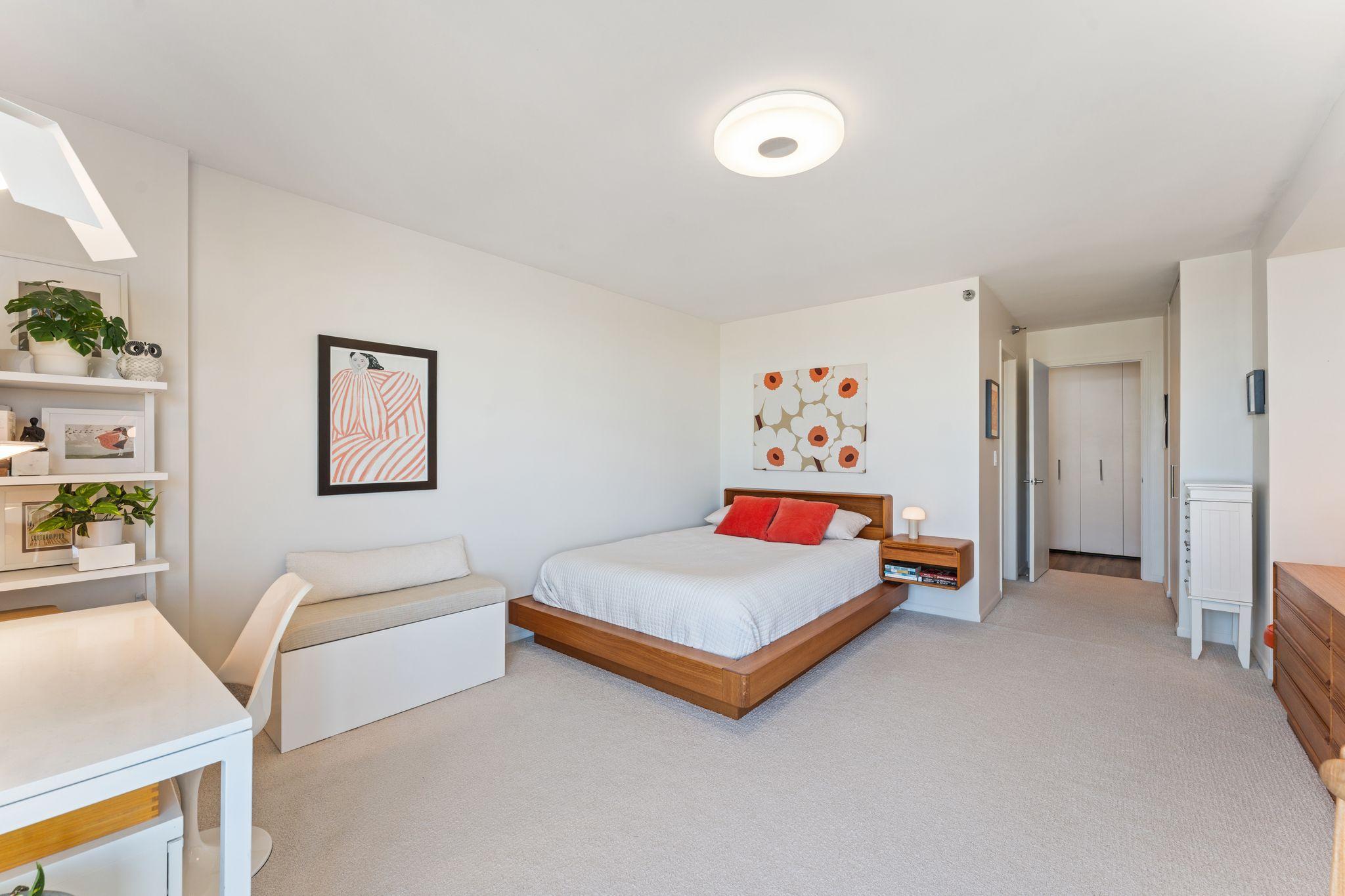 View of Residential at 401 1st Street #912, Minneapolis MN 55401, Minneapolis (20 of 62) - Mike Wilen | Minnesota Team Real Estate