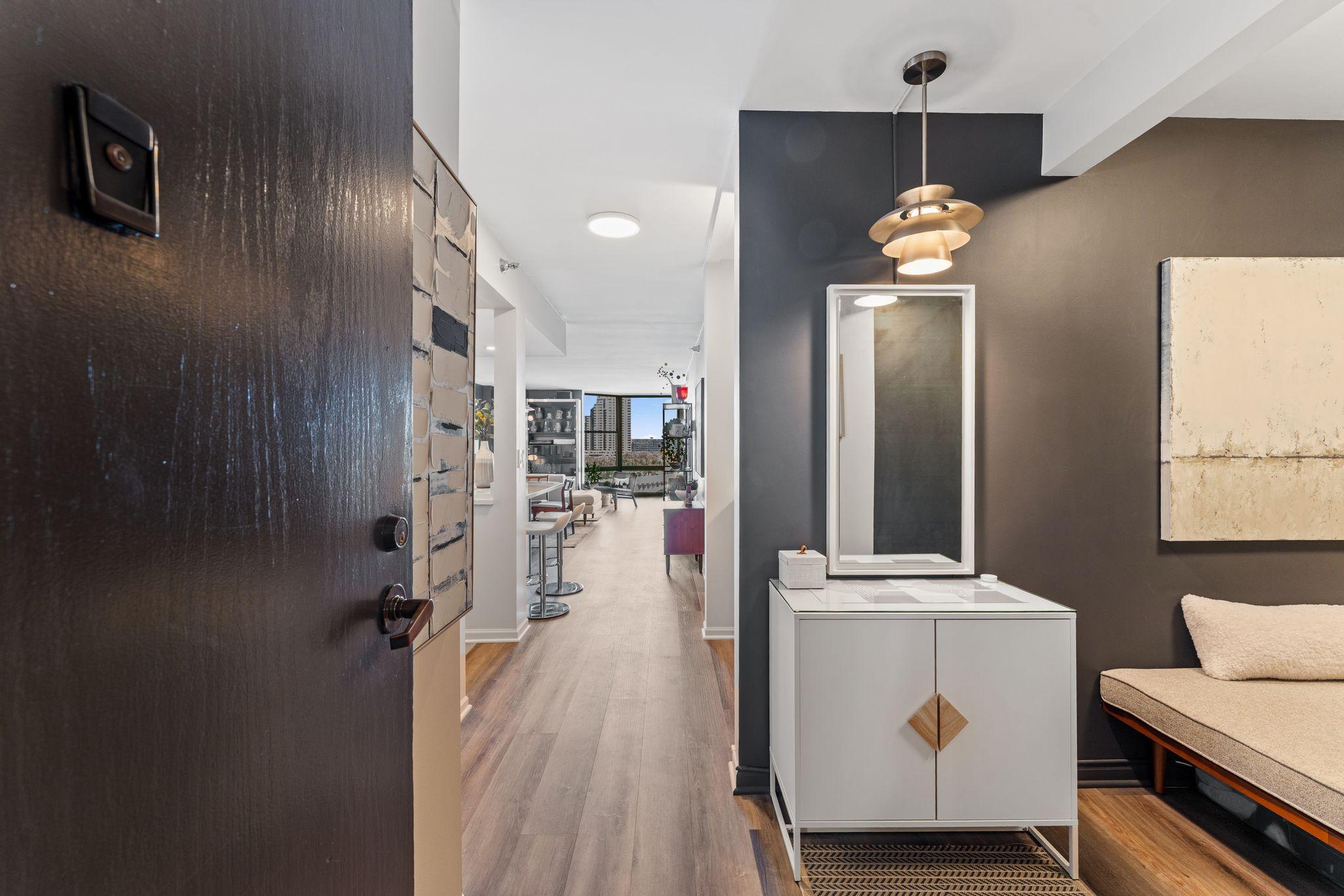 View of Residential at 401 1st Street #912, Minneapolis MN 55401, Minneapolis (28 of 62) - Mike Wilen | Minnesota Team Real Estate