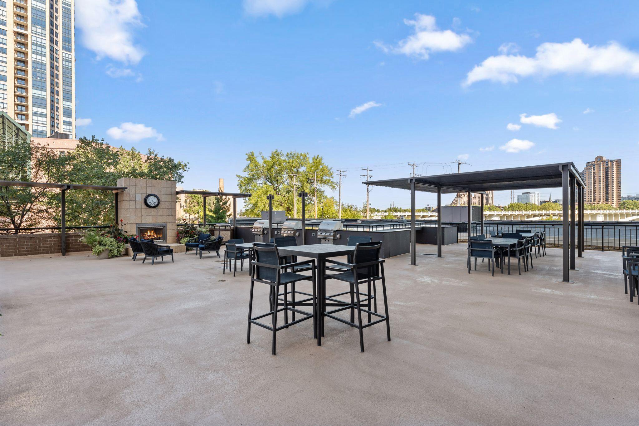 View of Residential at 401 1st Street #912, Minneapolis MN 55401, Minneapolis (45 of 62) - Mike Wilen | Minnesota Team Real Estate