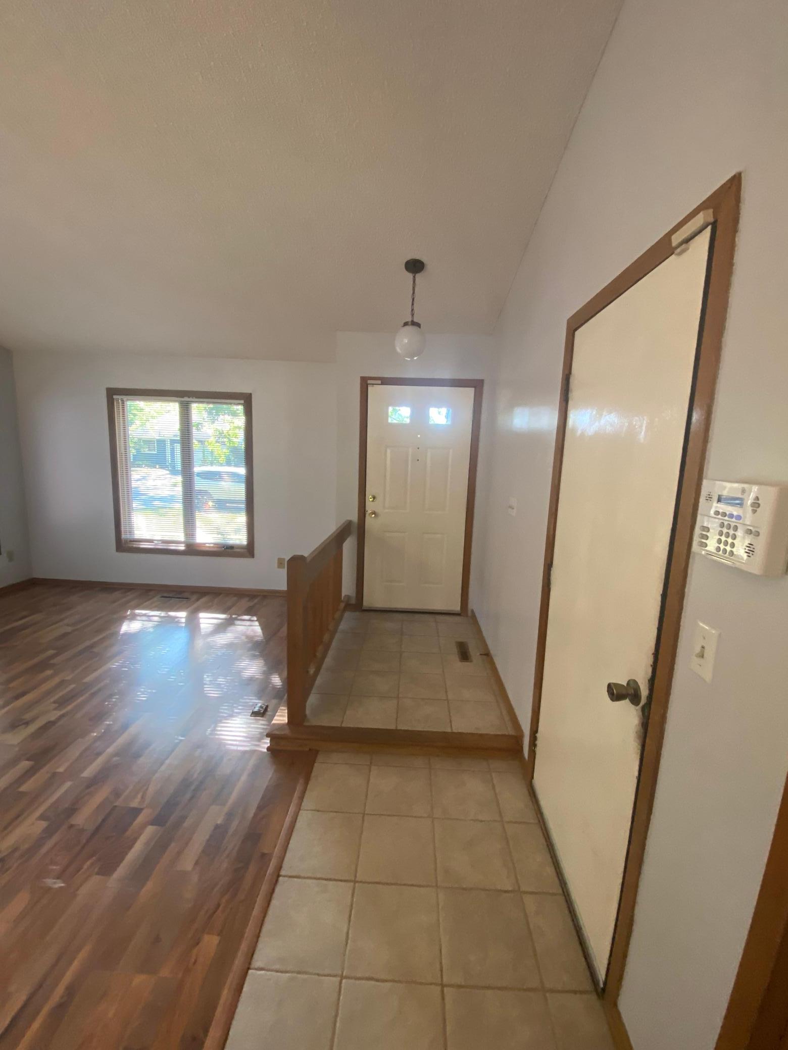 View of Residential at 1361 Knoll Drive, Shoreview MN 55126, Shoreview (6 of 12) - Mike Wilen | Minnesota Team Real Estate