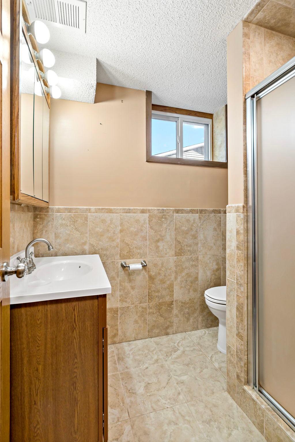 View of Residential at 2069 Ivy Street, North Saint Paul MN 55109, North Saint Paul (4 of 37) - Mike Wilen | Minnesota Team Real Estate
