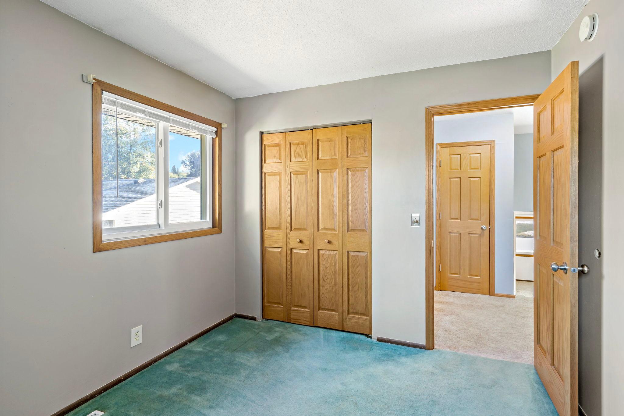 View of Residential at 2069 Ivy Street, North Saint Paul MN 55109, North Saint Paul (20 of 37) - Mike Wilen | Minnesota Team Real Estate