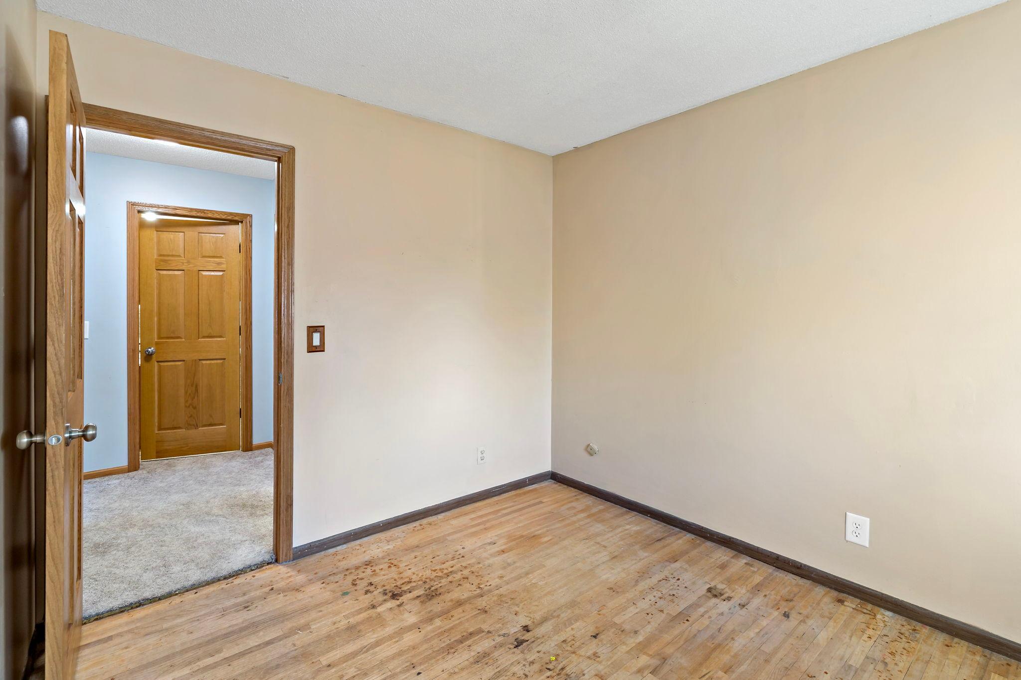 View of Residential at 2069 Ivy Street, North Saint Paul MN 55109, North Saint Paul (18 of 37) - Mike Wilen | Minnesota Team Real Estate