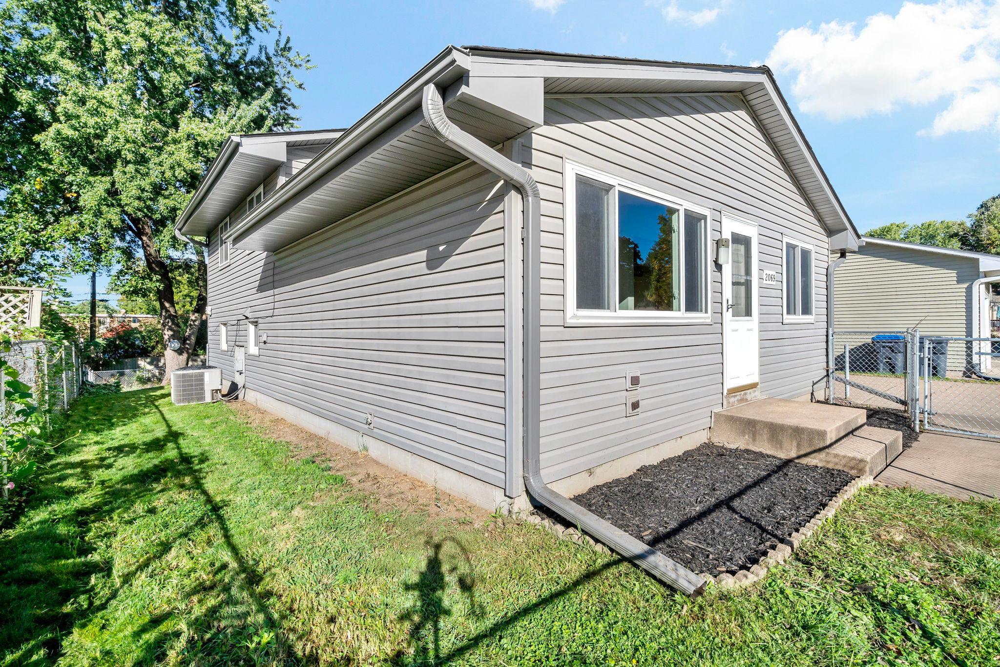 View of Residential at 2069 Ivy Street, North Saint Paul MN 55109, North Saint Paul (32 of 37) - Mike Wilen | Minnesota Team Real Estate
