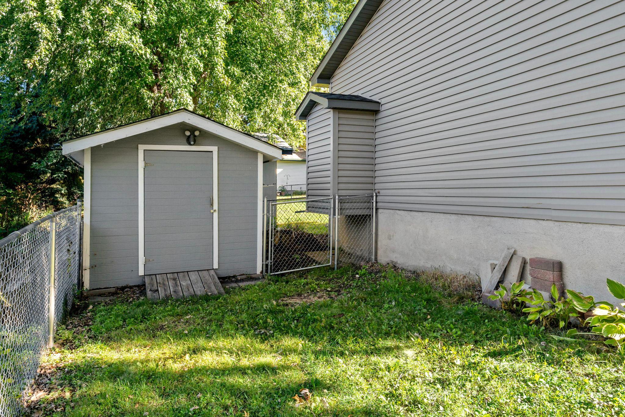 View of Residential at 2069 Ivy Street, North Saint Paul MN 55109, North Saint Paul (35 of 37) - Mike Wilen | Minnesota Team Real Estate