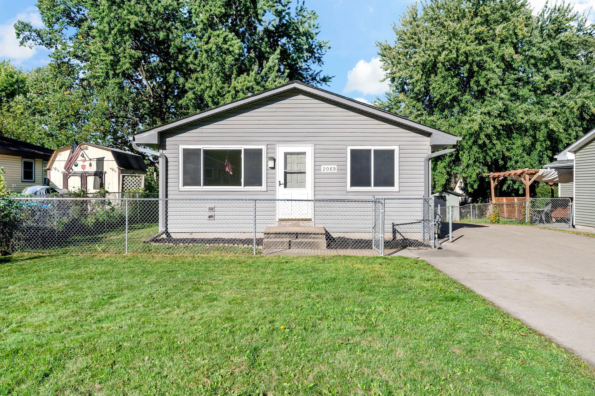 View of Residential at 2069 Ivy Street, North Saint Paul MN 55109, North Saint Paul (31 of 37) - Mike Wilen | Minnesota Team Real Estate