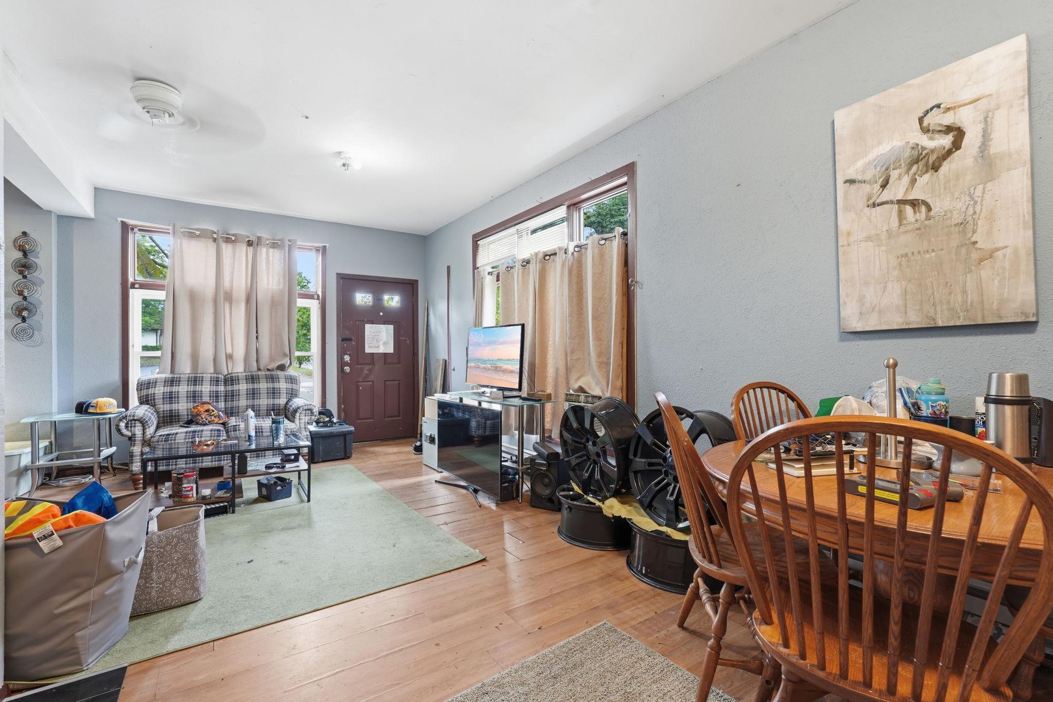 View of Residential Income at 2226 Girard Avenue, Minneapolis MN 55411, Minneapolis (13 of 22) - Mike Wilen | Minnesota Team Real Estate
