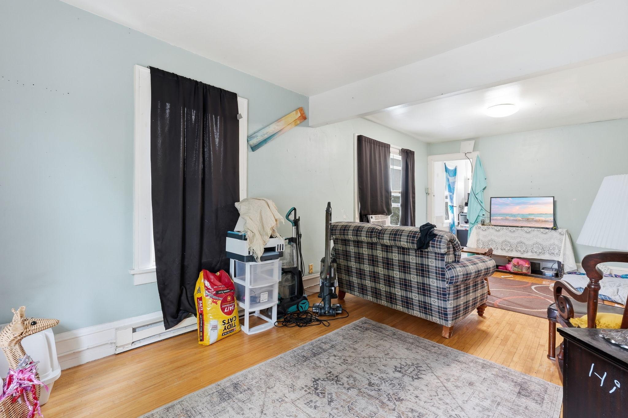 View of Residential Income at 2226 Girard Avenue, Minneapolis MN 55411, Minneapolis (4 of 22) - Mike Wilen | Minnesota Team Real Estate