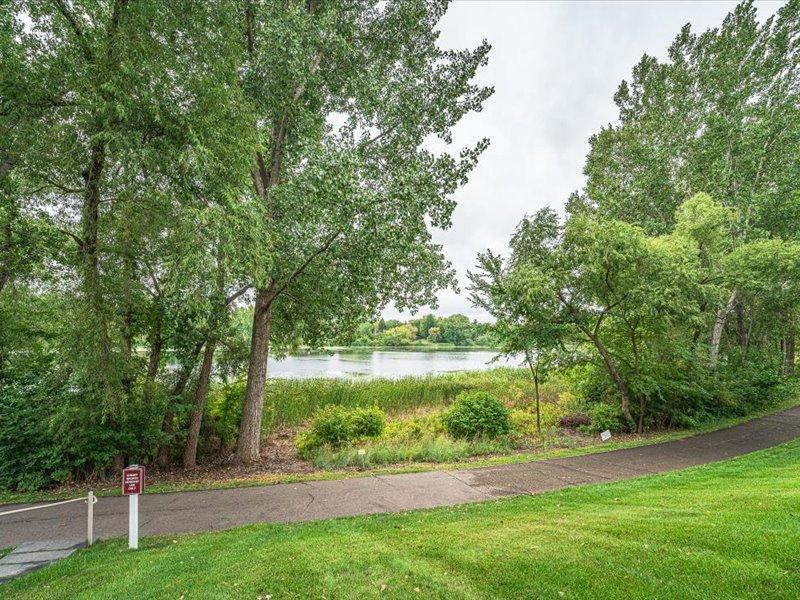 View of Residential at 1491 Summit Shores Drive, Burnsville MN 55306, Burnsville (49 of 56) - Mike Wilen | Minnesota Team Real Estate