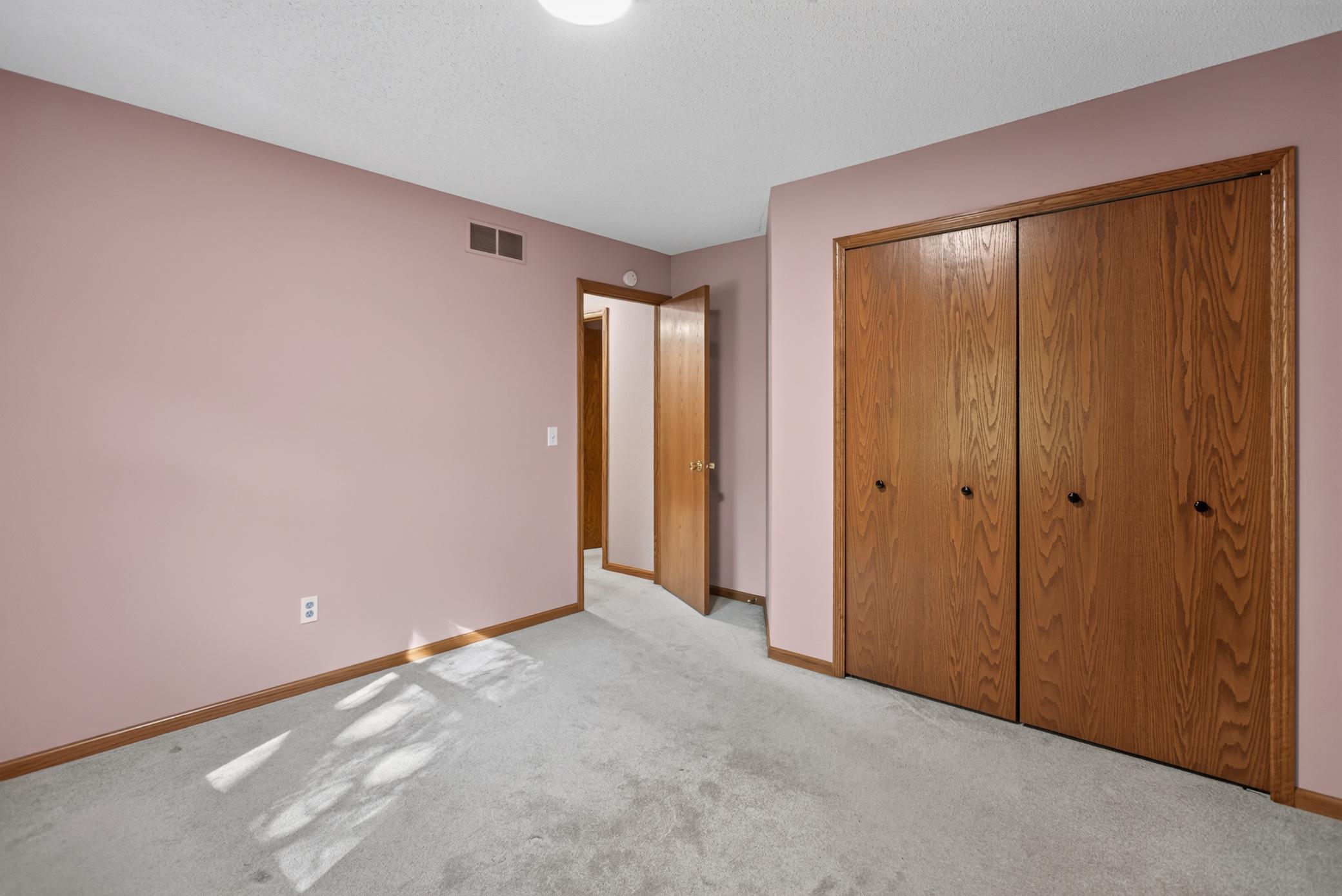 View of Residential at 4720 Orchid Lane, Plymouth MN 55446, Plymouth (25 of 44) - Mike Wilen | Minnesota Team Real Estate