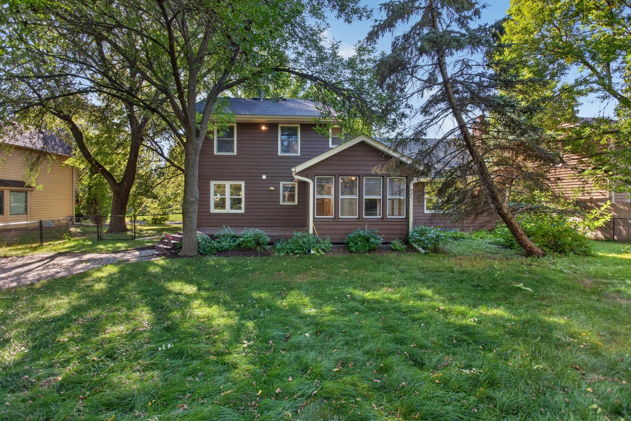 View of Residential at 4720 Orchid Lane, Plymouth MN 55446, Plymouth (38 of 44) - Mike Wilen | Minnesota Team Real Estate