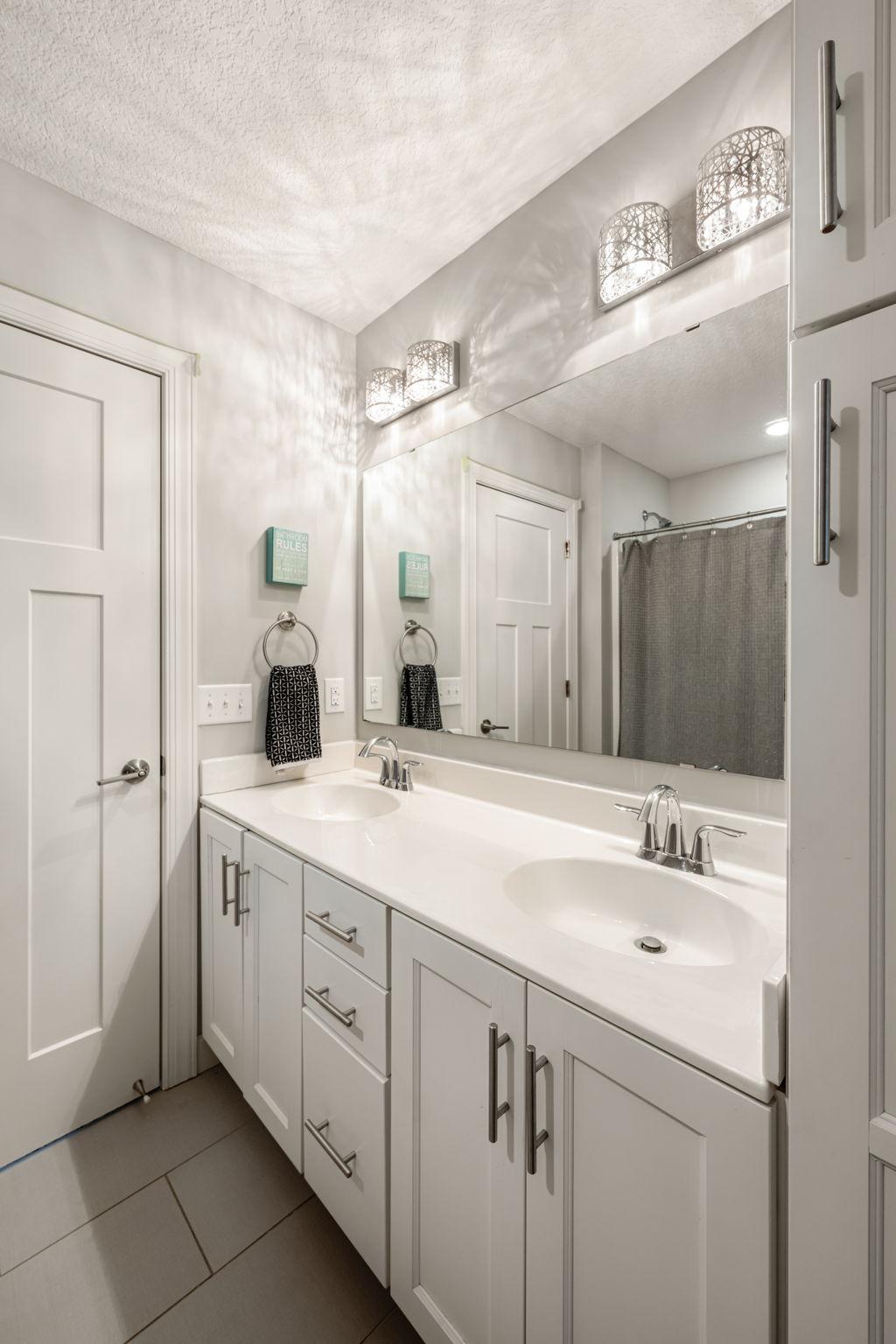 View of Residential at 5501 Girard Avenue, Minneapolis MN 55419, Minneapolis (45 of 67) - Mike Wilen | Minnesota Team Real Estate