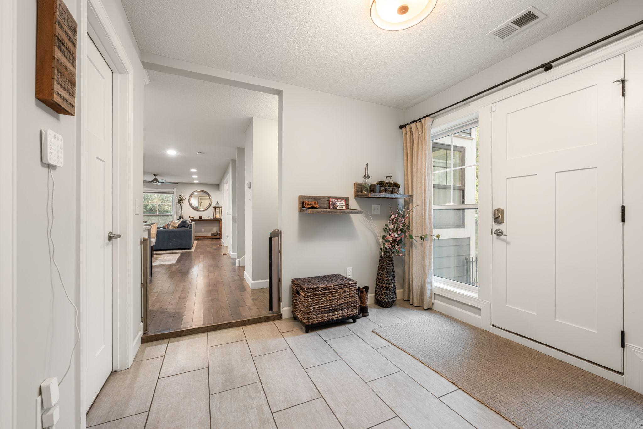 View of Residential at 5501 Girard Avenue, Minneapolis MN 55419, Minneapolis (25 of 67) - Mike Wilen | Minnesota Team Real Estate