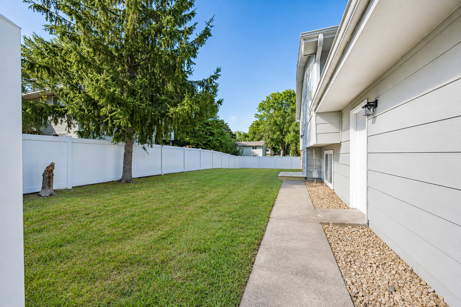 View of Residential at 2113 109th Avenue, Coon Rapids MN 55433, Coon Rapids (6 of 28) - Mike Wilen | Minnesota Team Real Estate