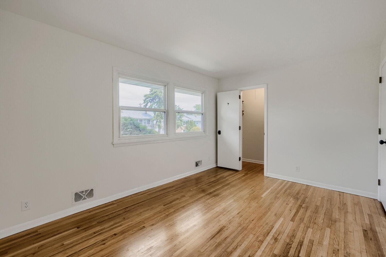 View of Residential at 1366 Colonial Drive #1366, Roseville MN 55113, Roseville (24 of 32) - Mike Wilen | Minnesota Team Real Estate