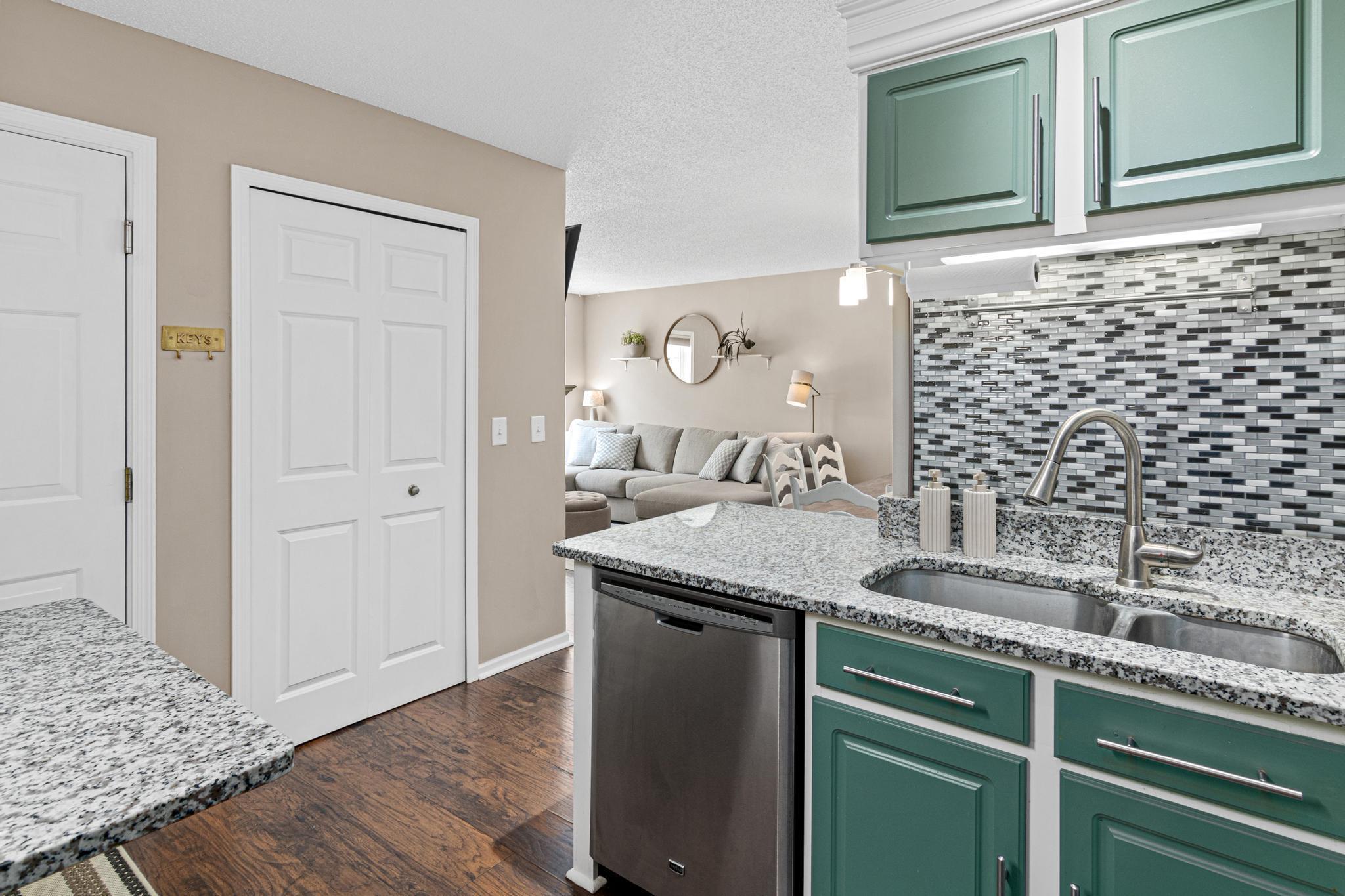 View of Residential at 15784 Flackwood Trail #95, Apple Valley MN 55124, Apple Valley (10 of 27) - Mike Wilen | Minnesota Team Real Estate