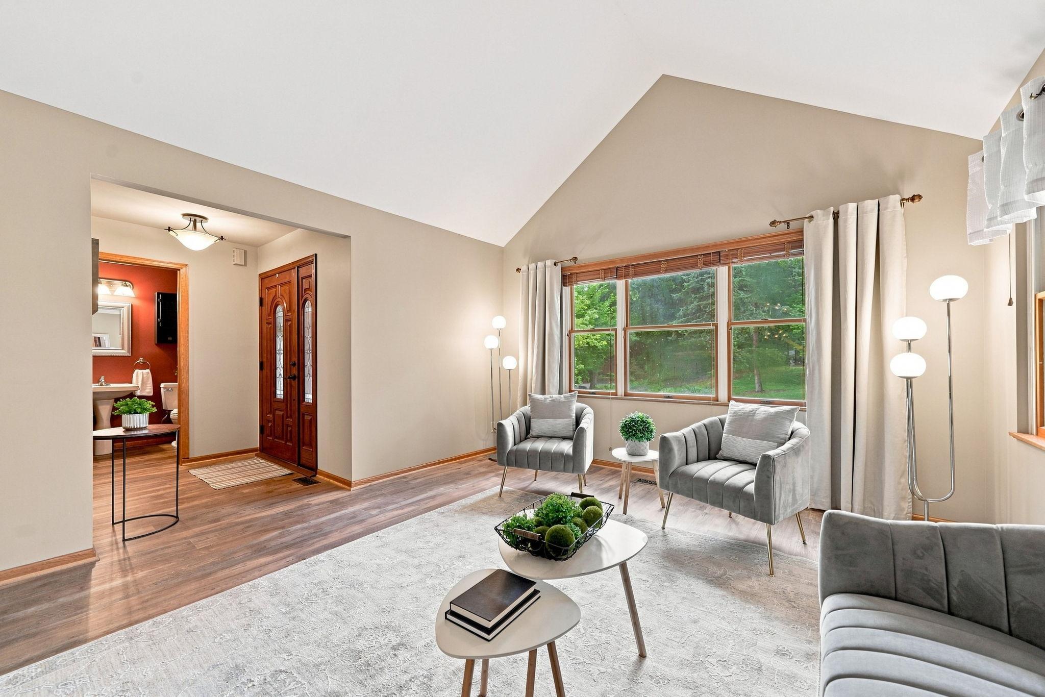 View of Residential at 619 Birchwood Avenue, White Bear Lake MN 55110, White Bear Lake (5 of 35) - Mike Wilen | Minnesota Team Real Estate