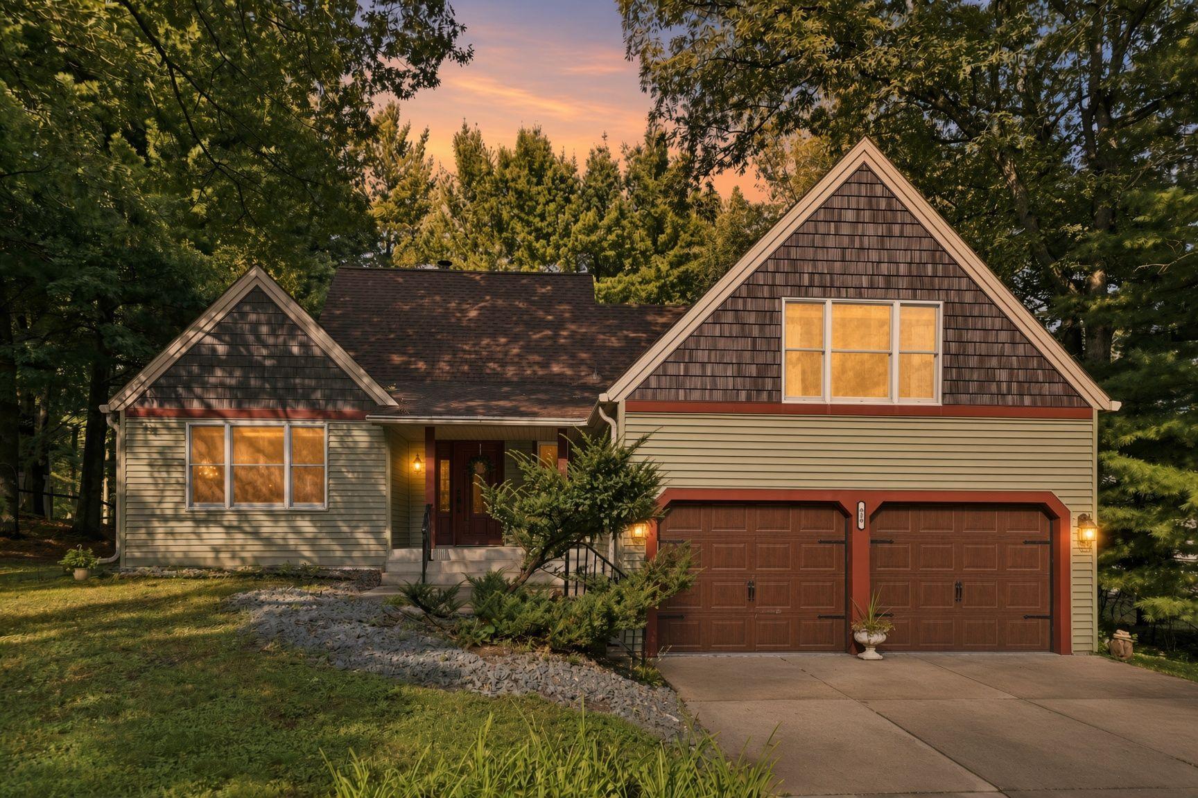 View of Residential at 619 Birchwood Avenue, White Bear Lake MN 55110, White Bear Lake (2 of 35) - Mike Wilen | Minnesota Team Real Estate