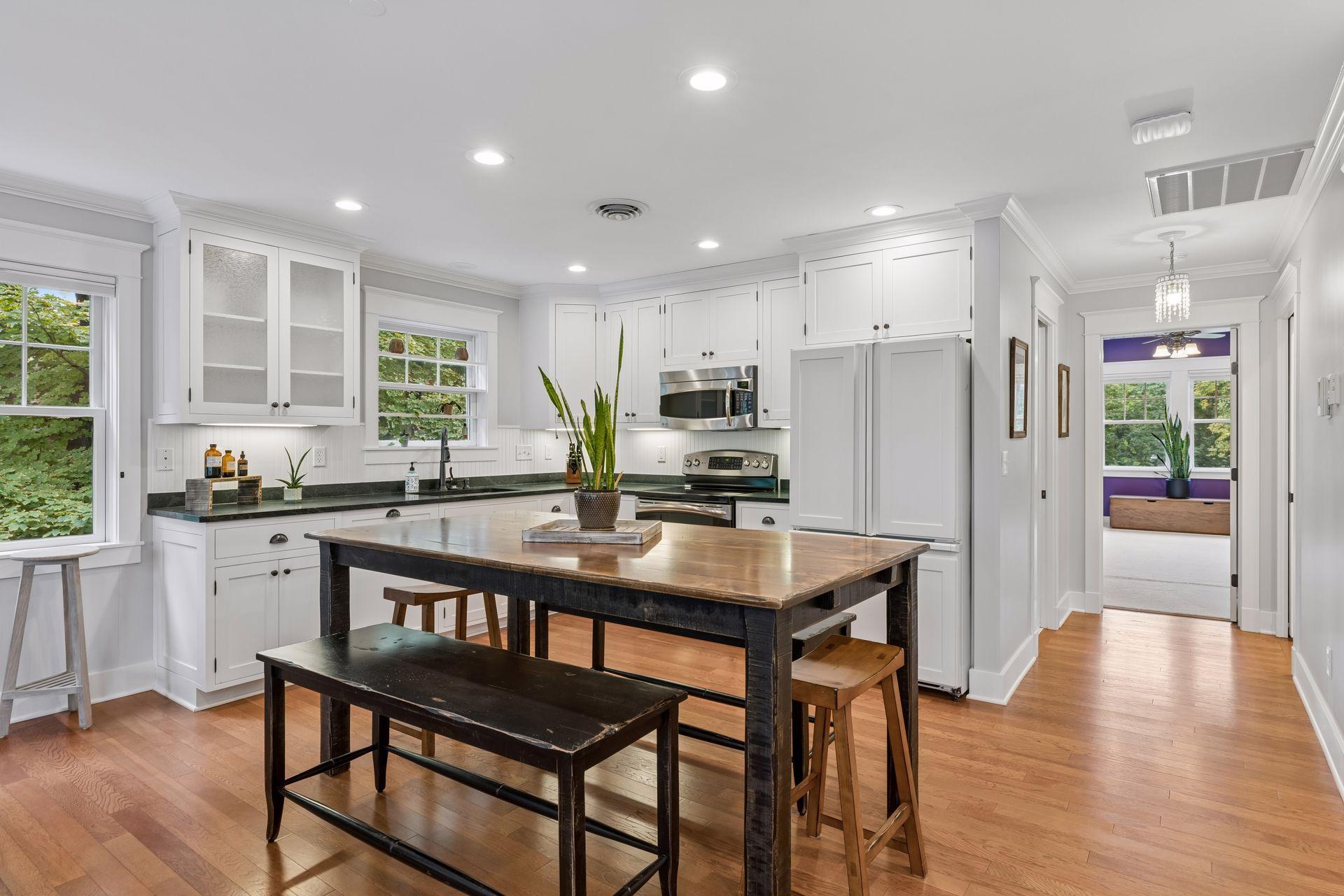 View of Residential at 18508 Ridgewood Road, Minnetonka MN 55391, Minnetonka (68 of 90) - Mike Wilen | Minnesota Team Real Estate