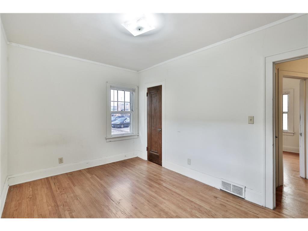 View of Residential at 1720 Rollins Avenue, Minneapolis MN 55414, Minneapolis (9 of 14) - Mike Wilen | Minnesota Team Real Estate