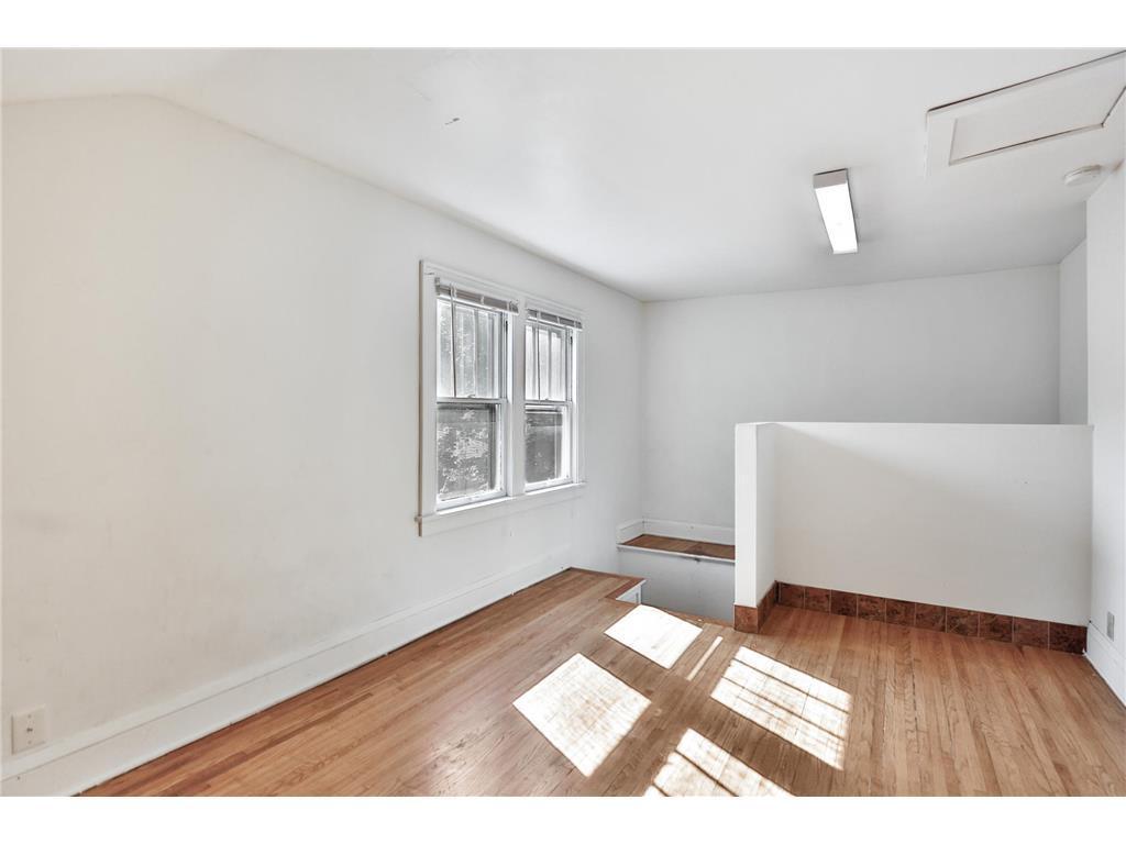 View of Residential at 1720 Rollins Avenue, Minneapolis MN 55414, Minneapolis (11 of 14) - Mike Wilen | Minnesota Team Real Estate