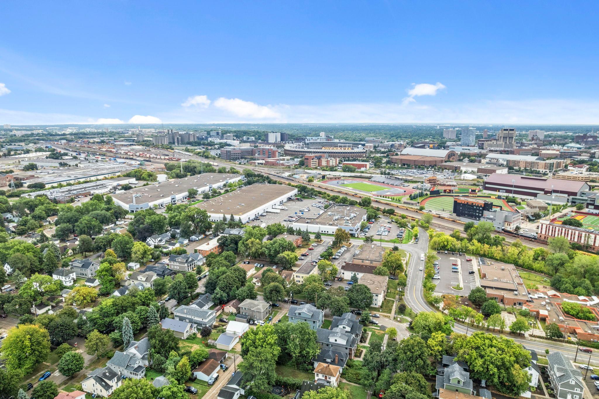 View of Residential at 1720 Rollins Avenue, Minneapolis MN 55414, Minneapolis (24 of 25) - Mike Wilen | Minnesota Team Real Estate