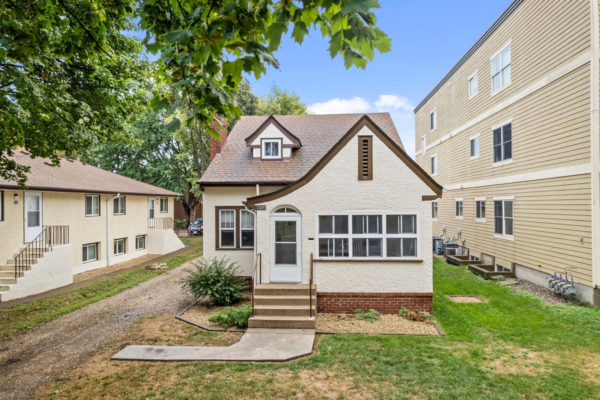 View of Residential at 1720 Rollins Avenue, Minneapolis MN 55414, Minneapolis (17 of 25) - Mike Wilen | Minnesota Team Real Estate