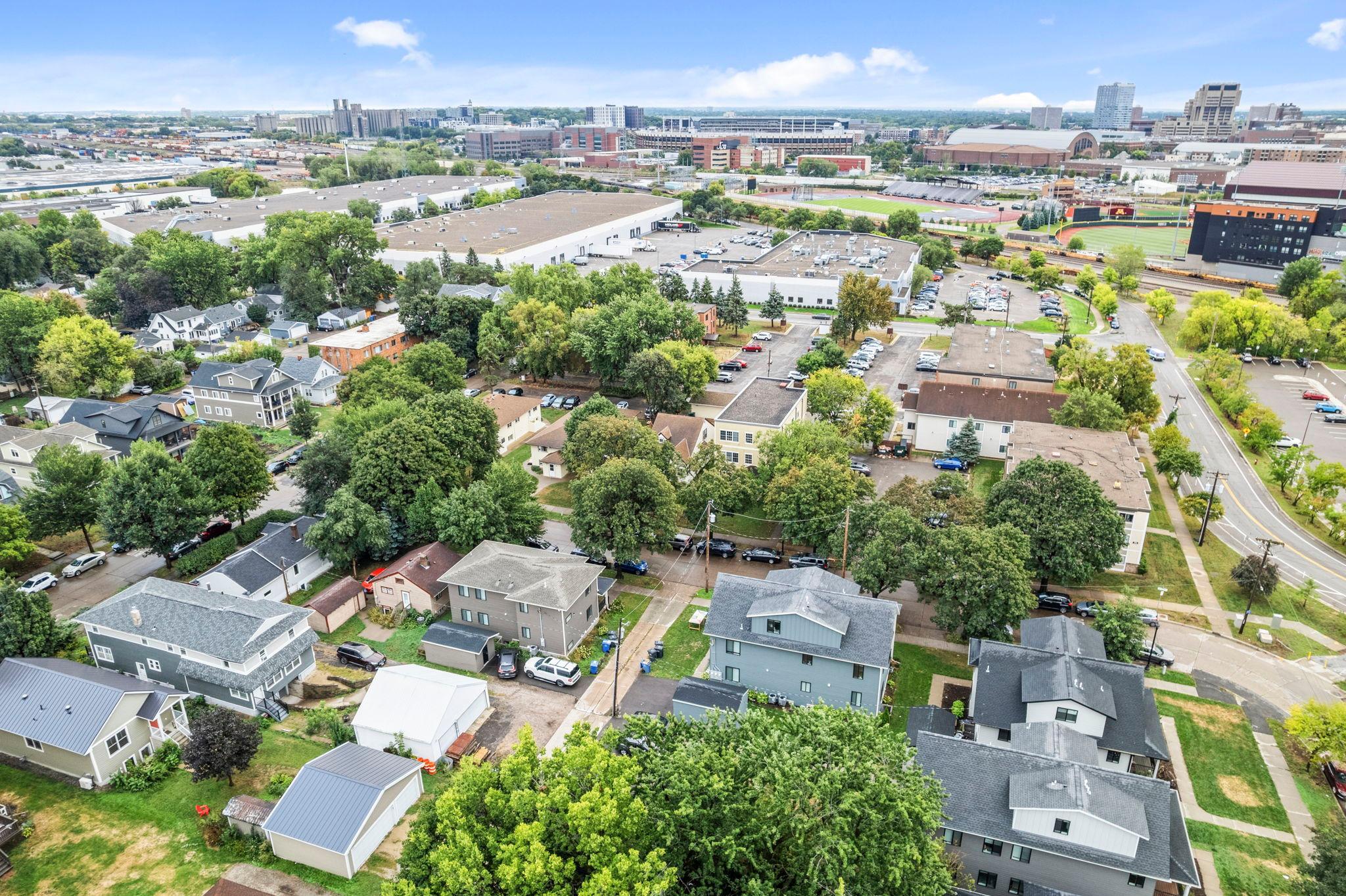 View of Residential at 1720 Rollins Avenue, Minneapolis MN 55414, Minneapolis (21 of 25) - Mike Wilen | Minnesota Team Real Estate