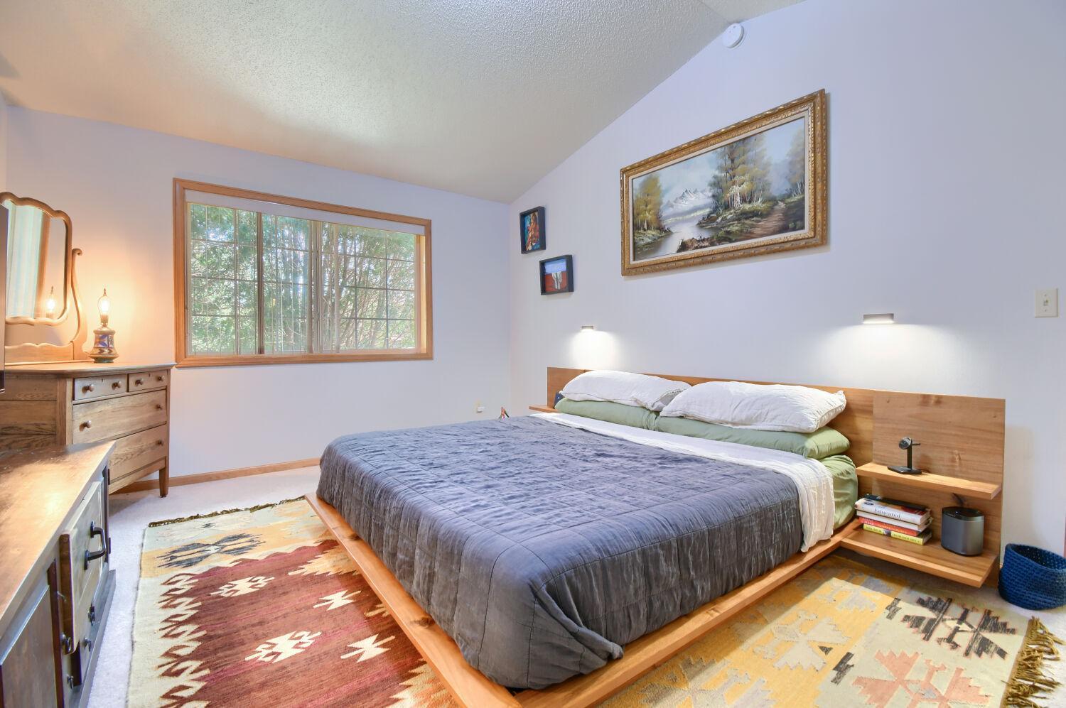 View of Residential at 828 Woodland Drive, Mahtomedi MN 55115, Mahtomedi (13 of 28) - Mike Wilen | Minnesota Team Real Estate